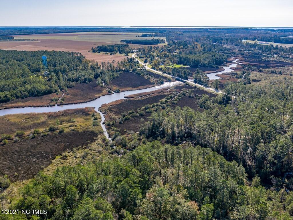 355 Trent Creek Drive Property Photo 10