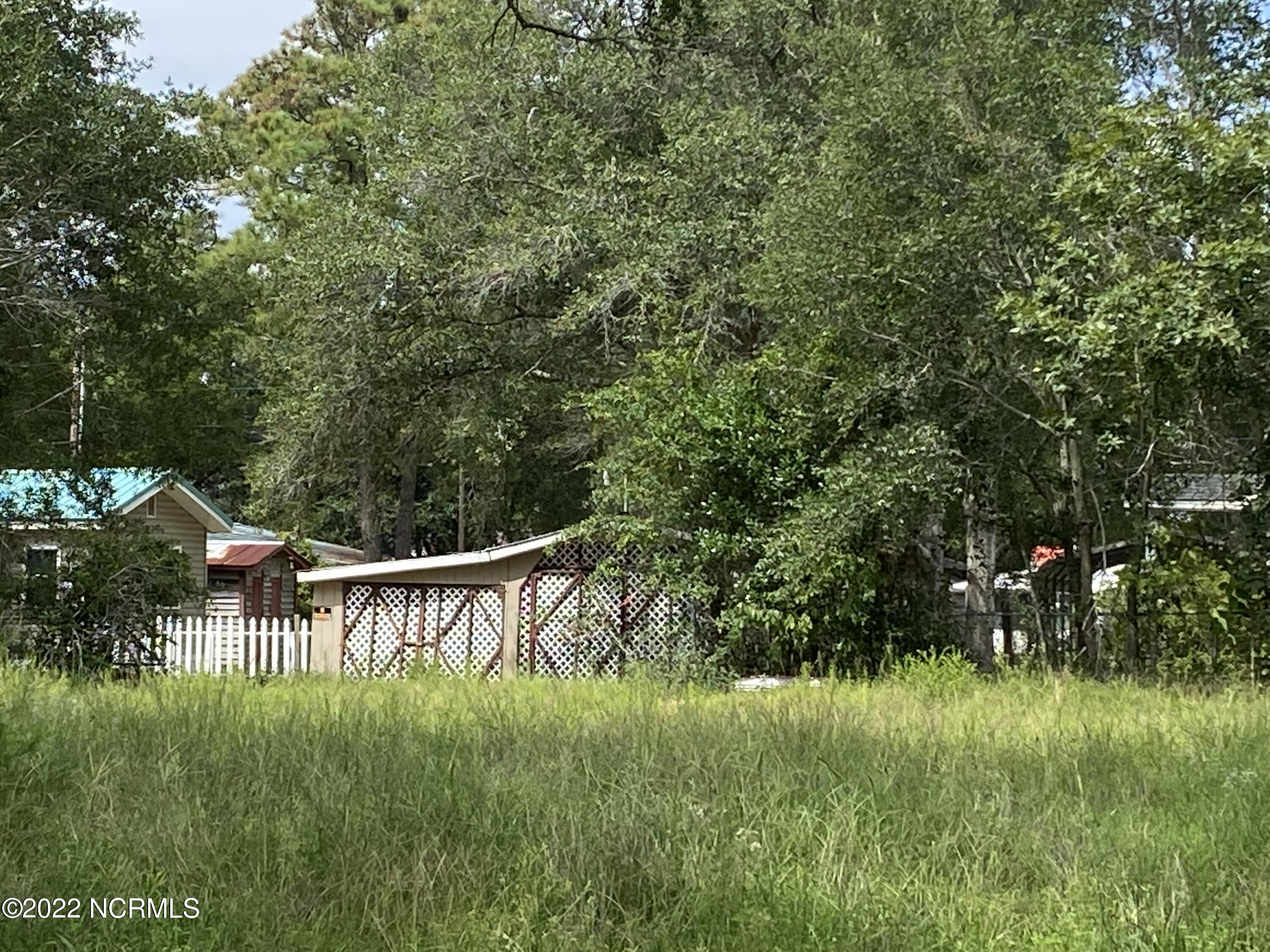 396/400 Lockwood Folly Road Property Photo 13