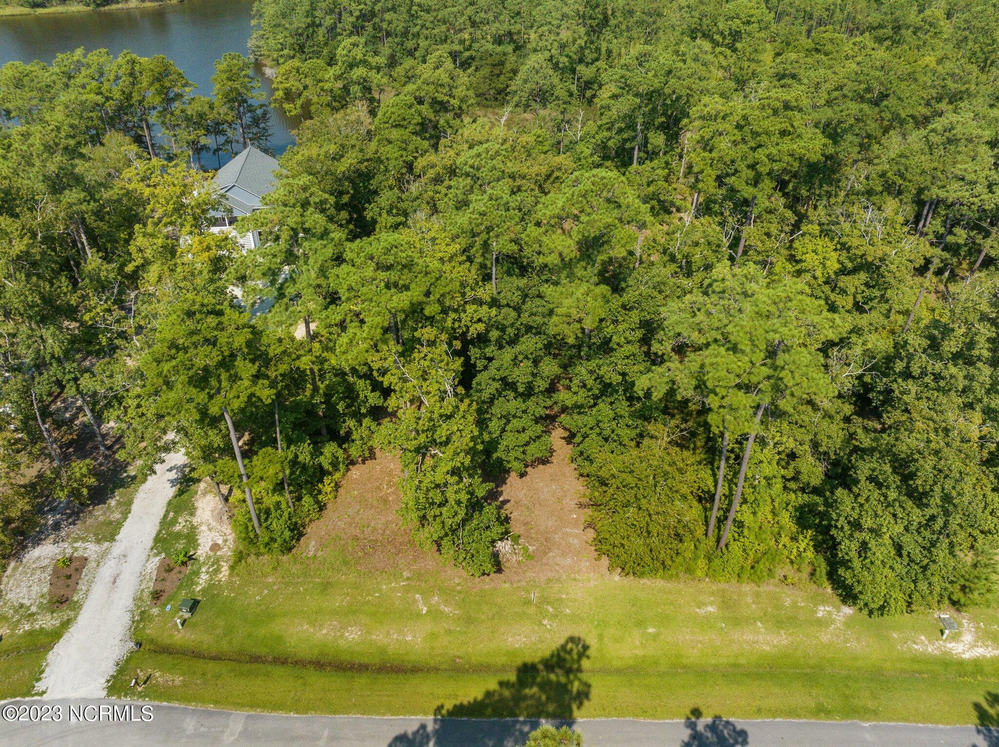 130 Queen Annes Court Property Photo 12
