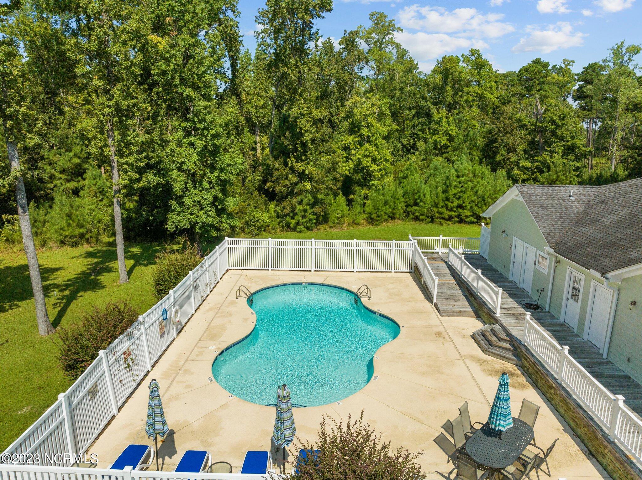 130 Queen Annes Court Property Photo 21