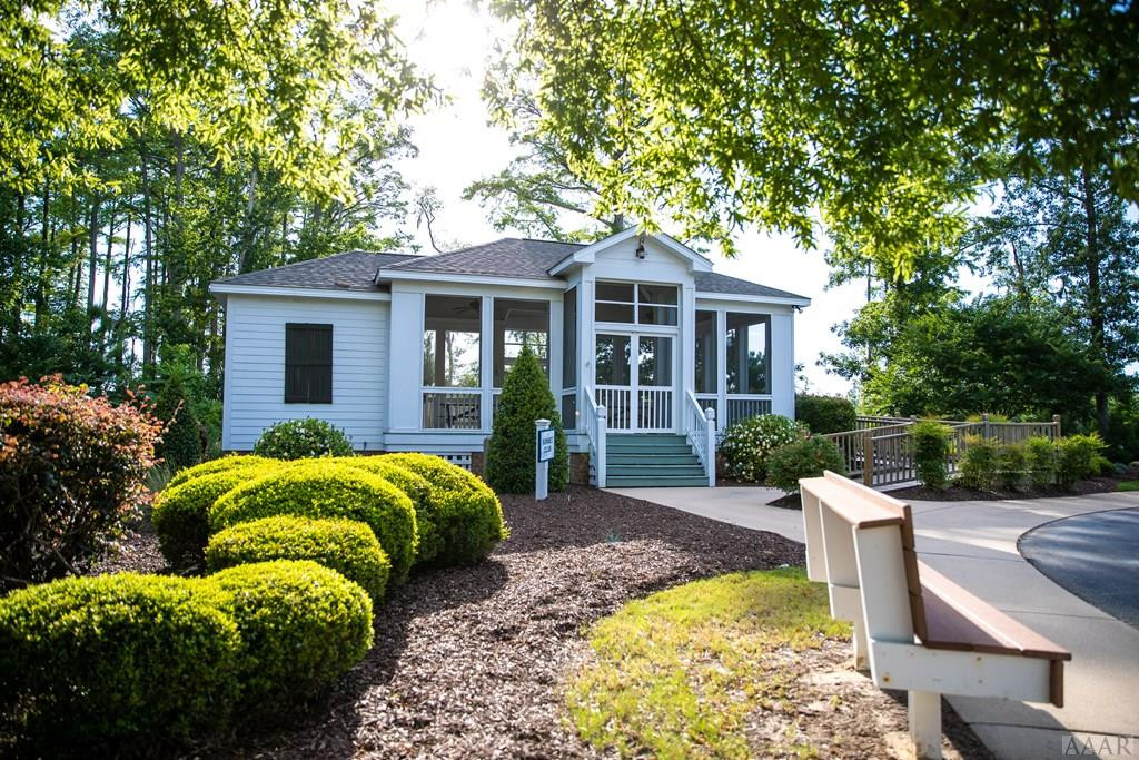 412 Plumtree Circle Property Photo 16