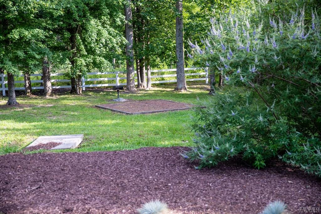 412 Plumtree Circle Property Photo 20
