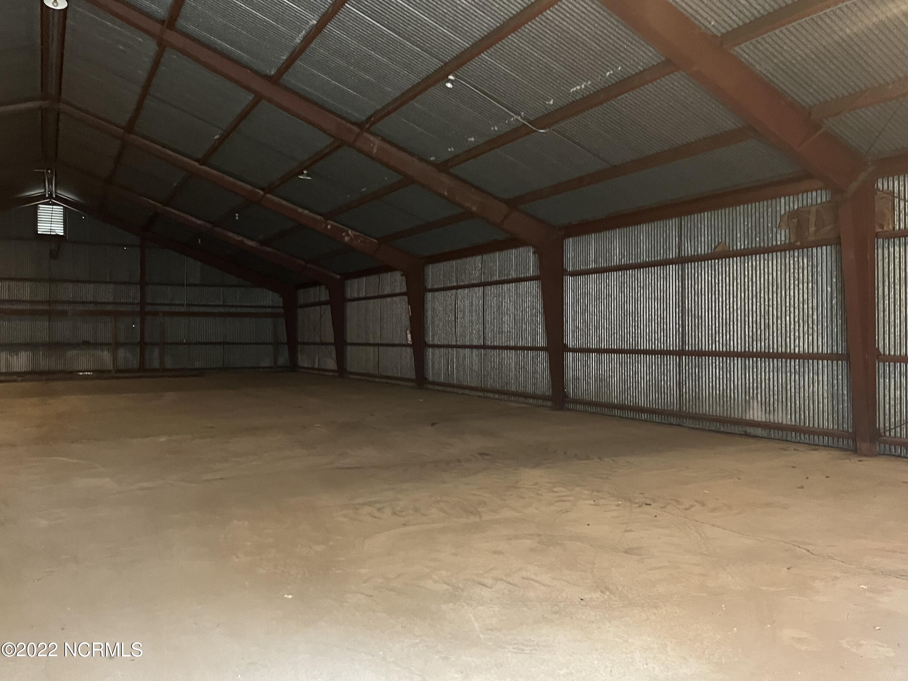 818 W Main Street Property Photo 3