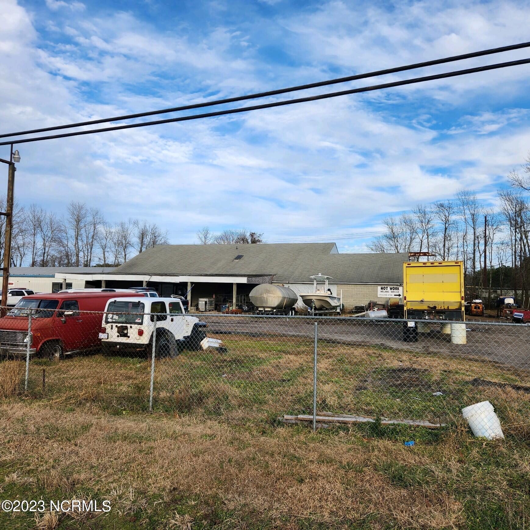 4995 Caratoke Highway Property Photo 2