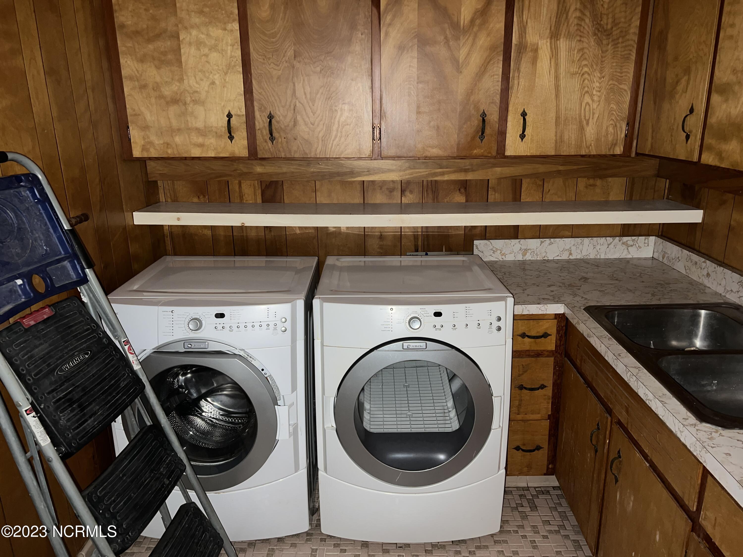 518 Edgewood Circle Property Photo 21