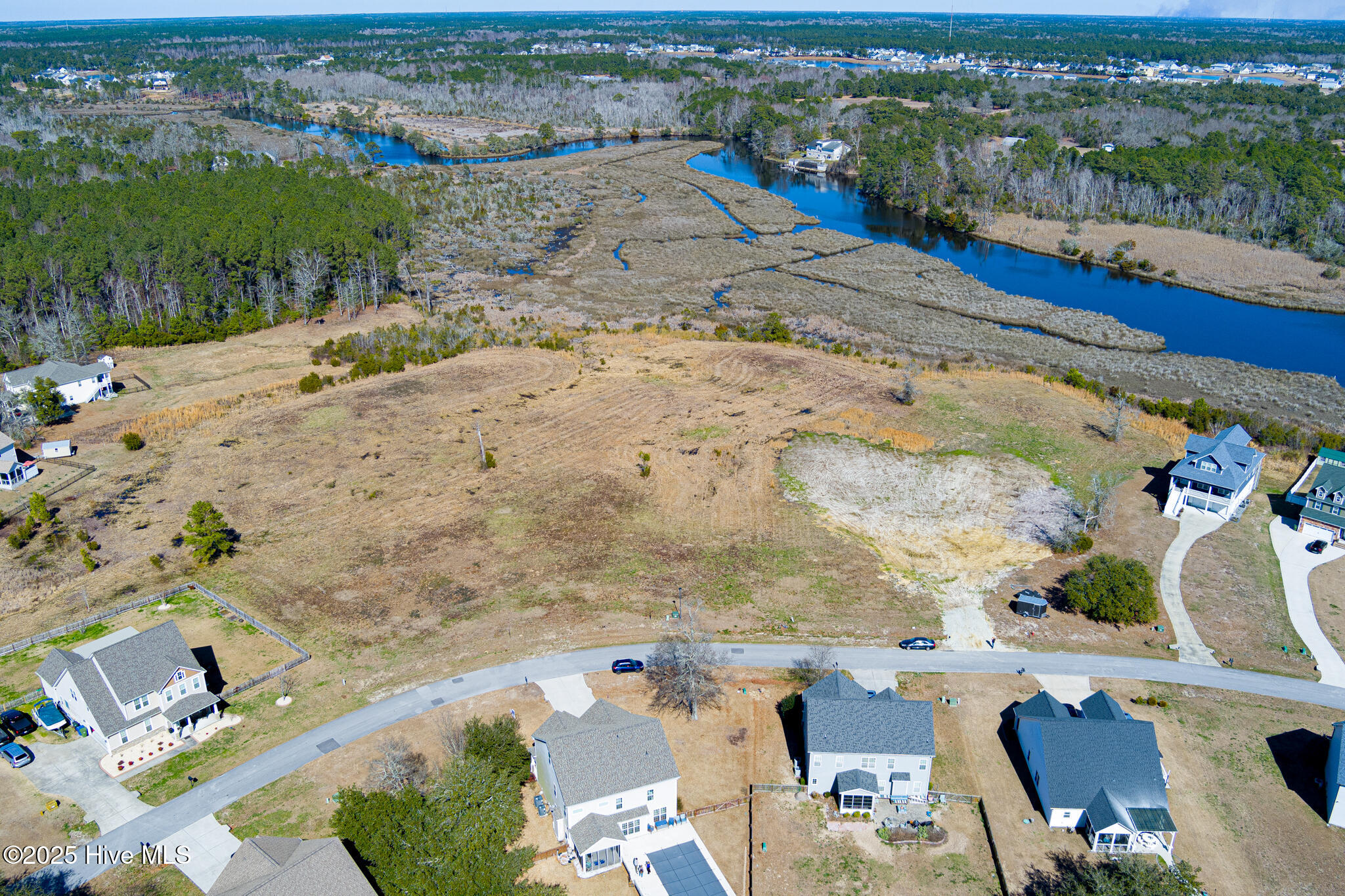 113 Camelot Drive Property Photo 1