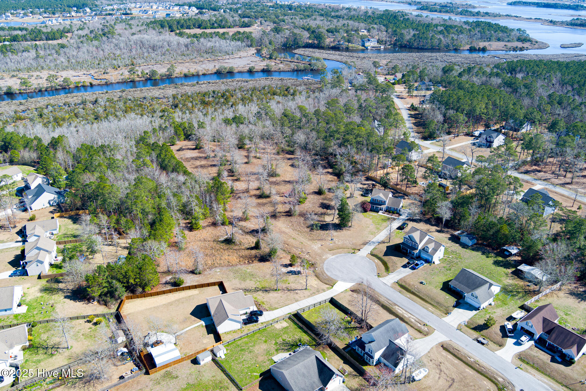 115 Norine Drive Property Photo 8