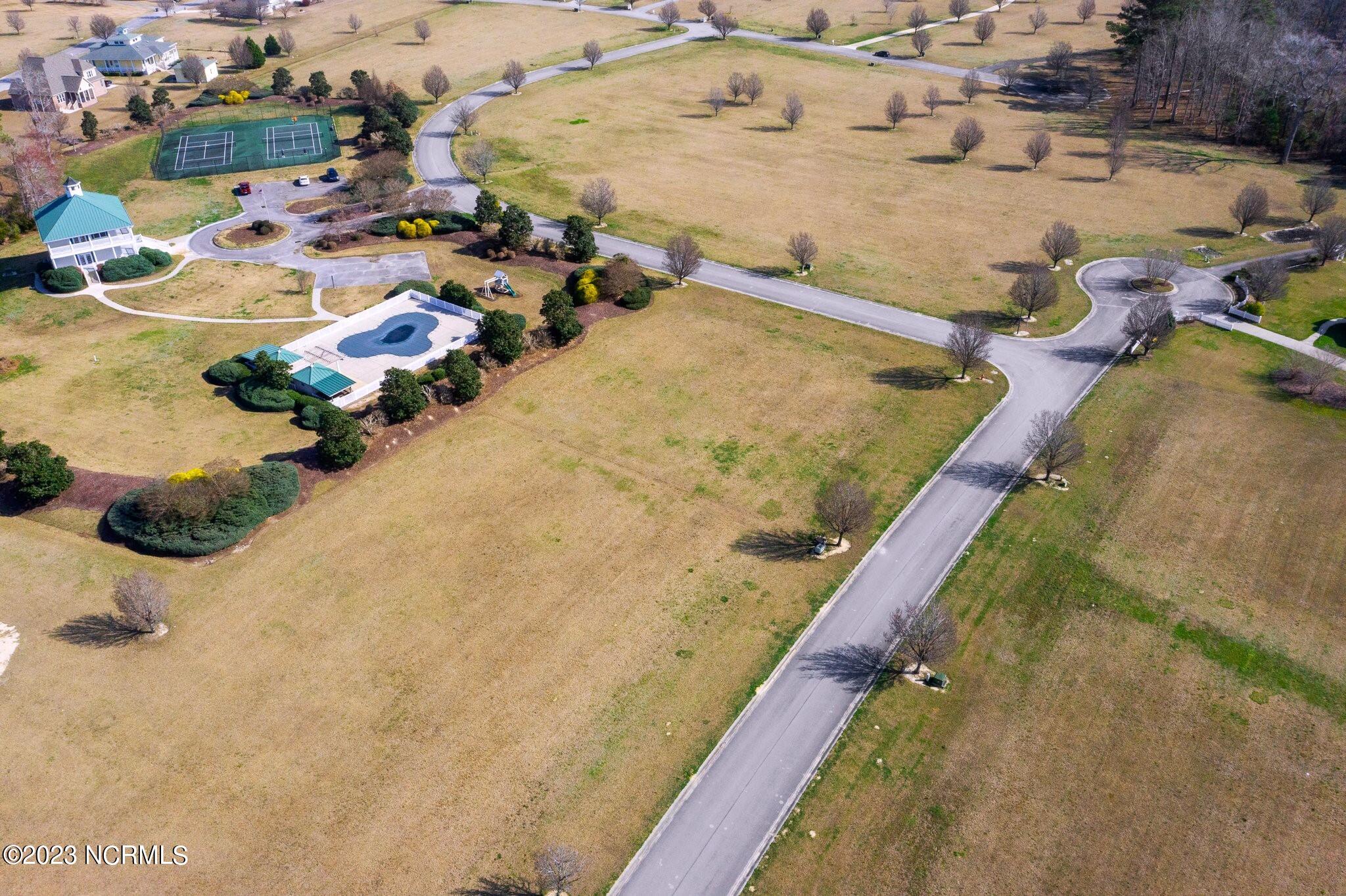 67 Meadow Lane Property Photo 4