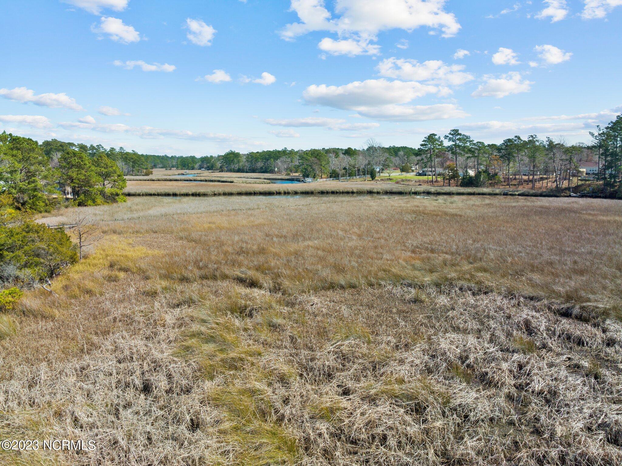 236 White Oak Bluff Road Property Photo 4