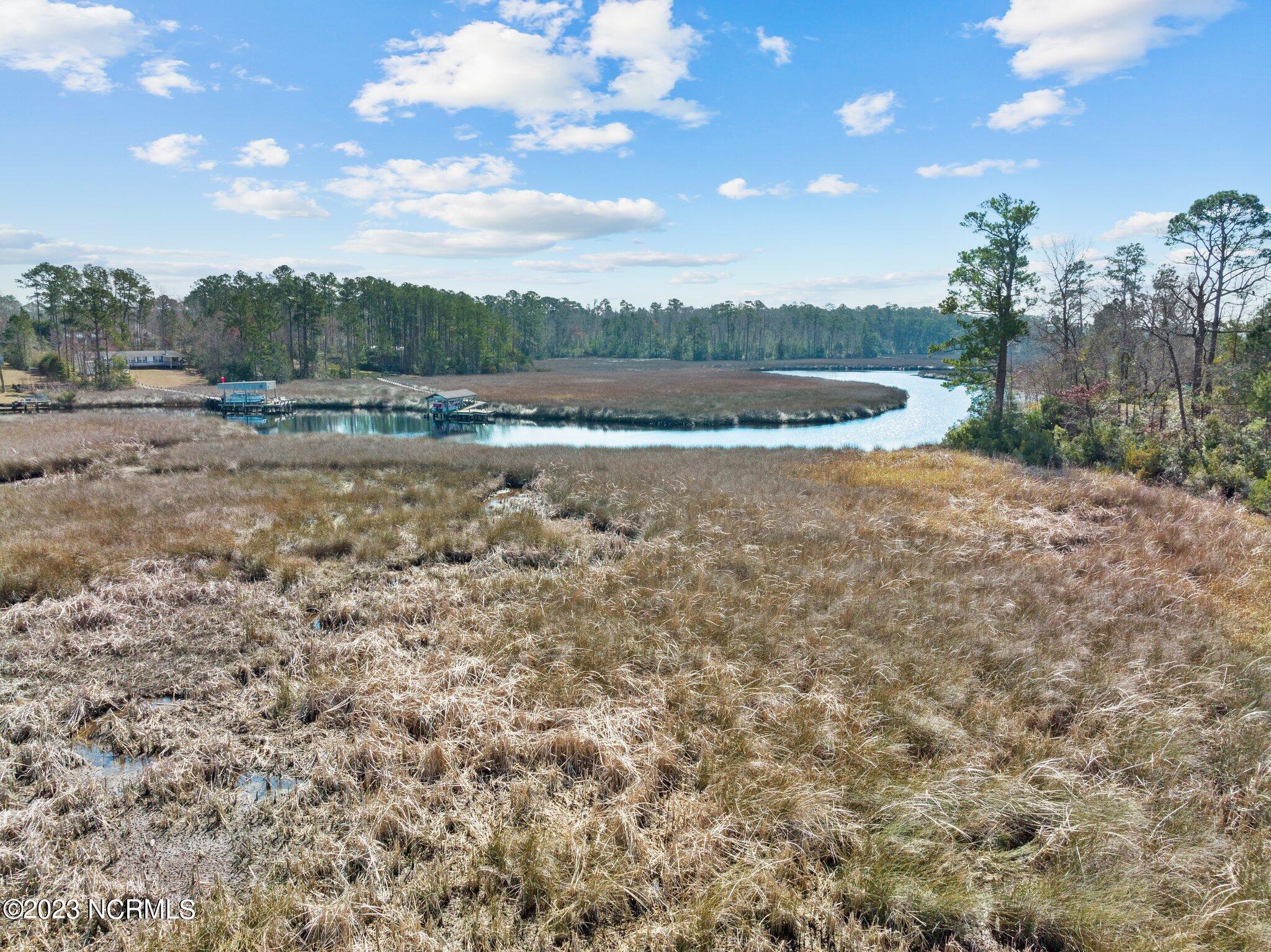 236 White Oak Bluff Road Property Photo 5