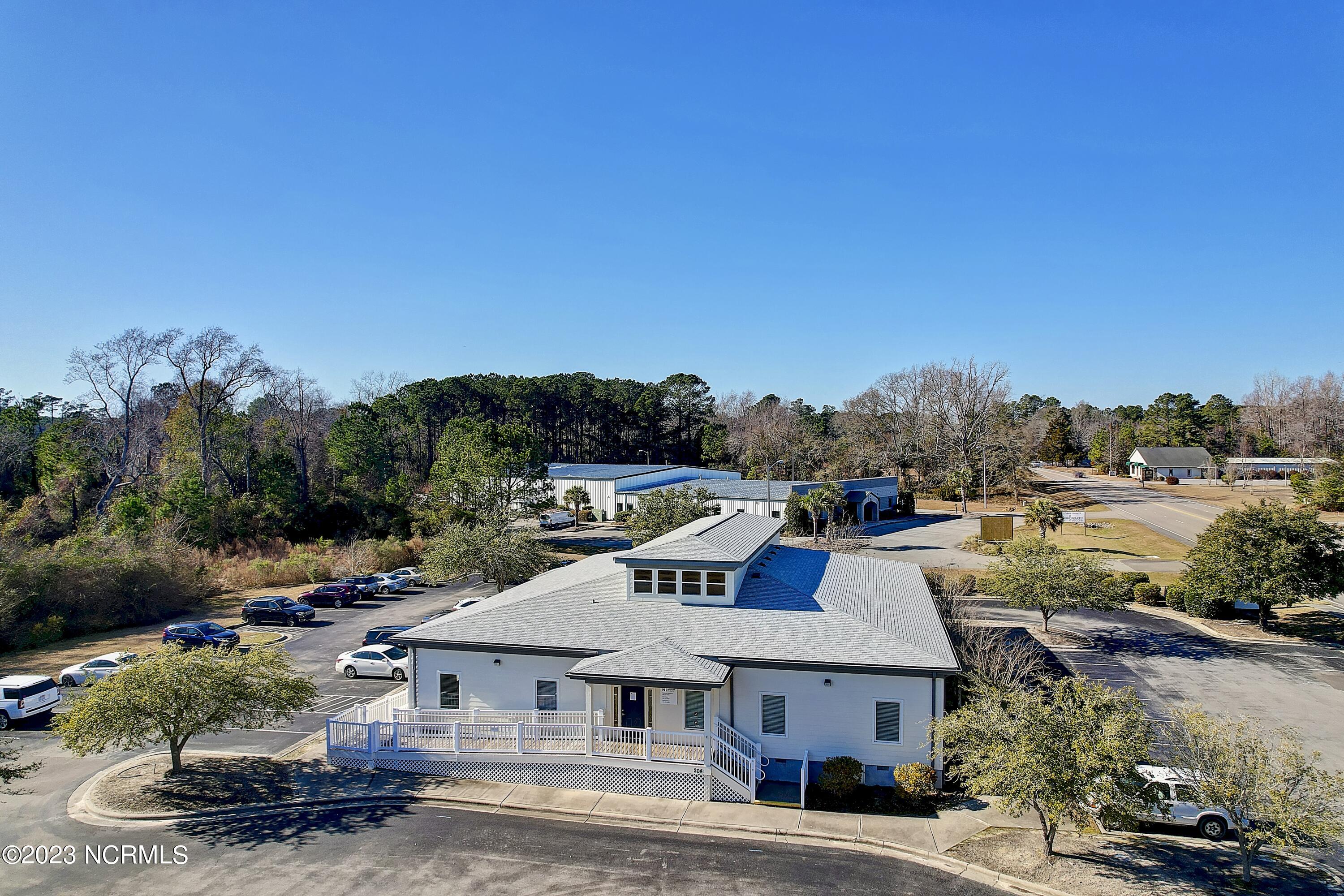 204 Smith Avenue Property Photo 1