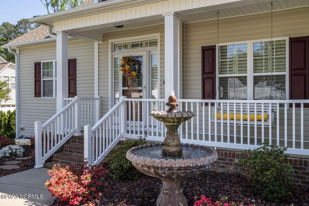 142 Scarlet Oak Property Photo 2