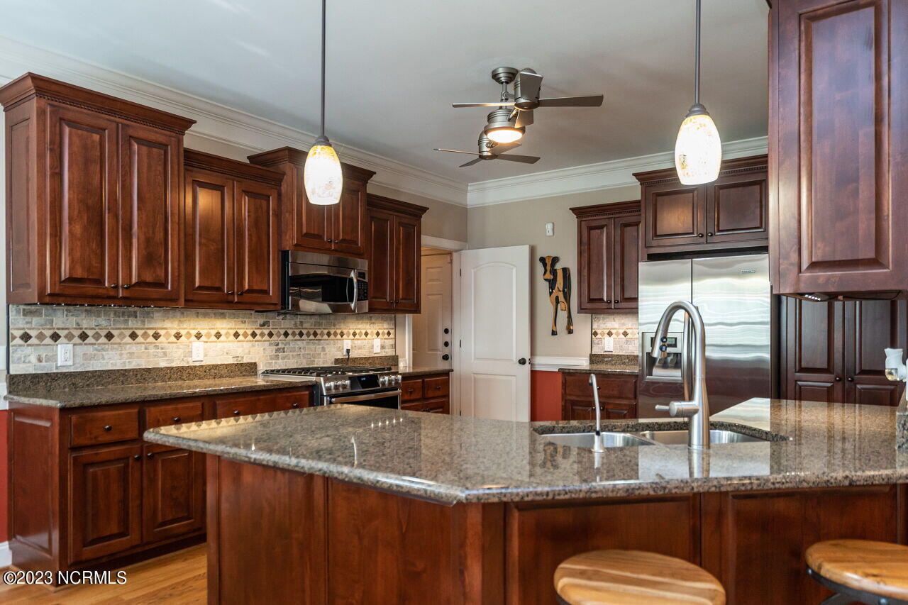 142 Scarlet Oak Property Photo 10