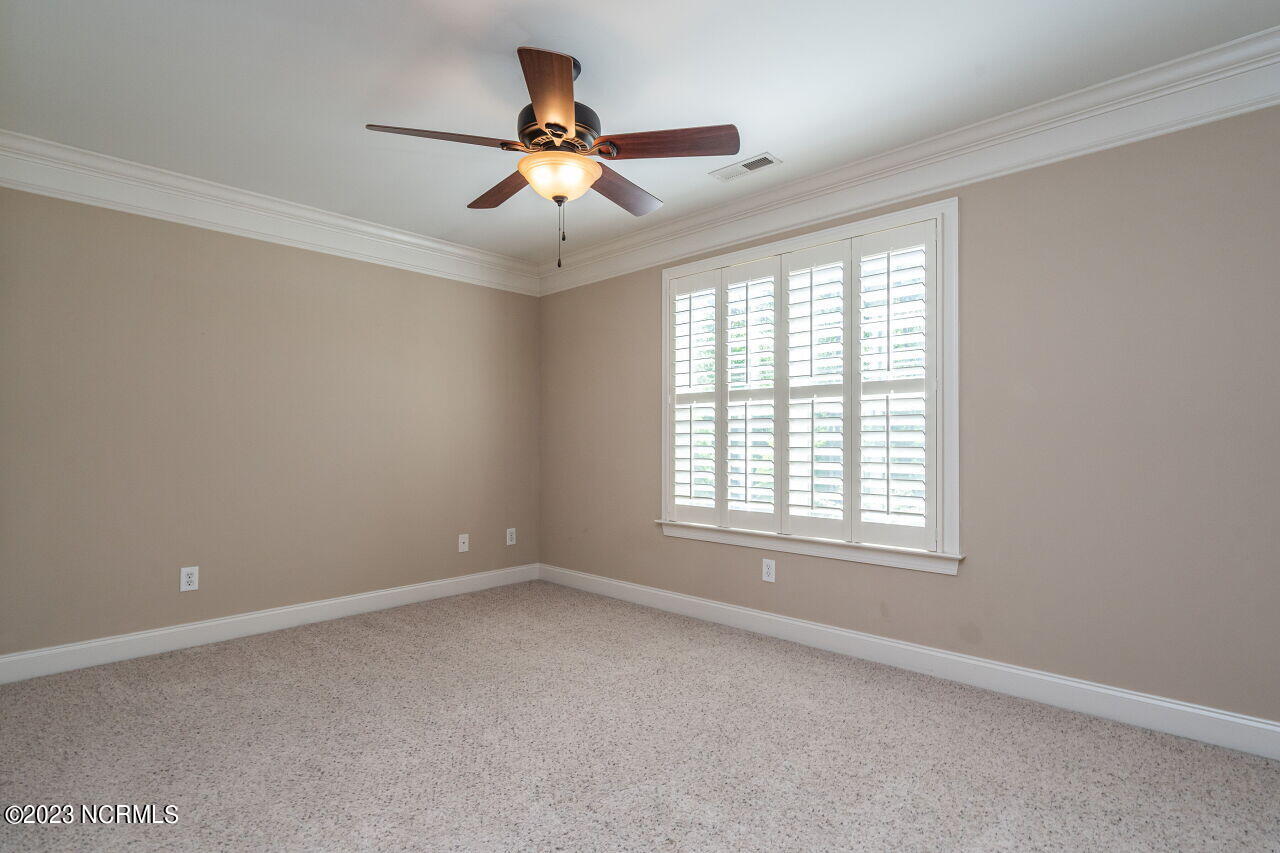 142 Scarlet Oak Property Photo 24