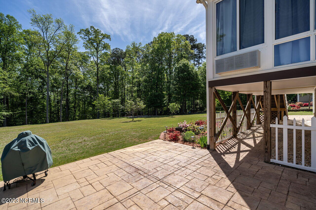 142 Scarlet Oak Property Photo 28