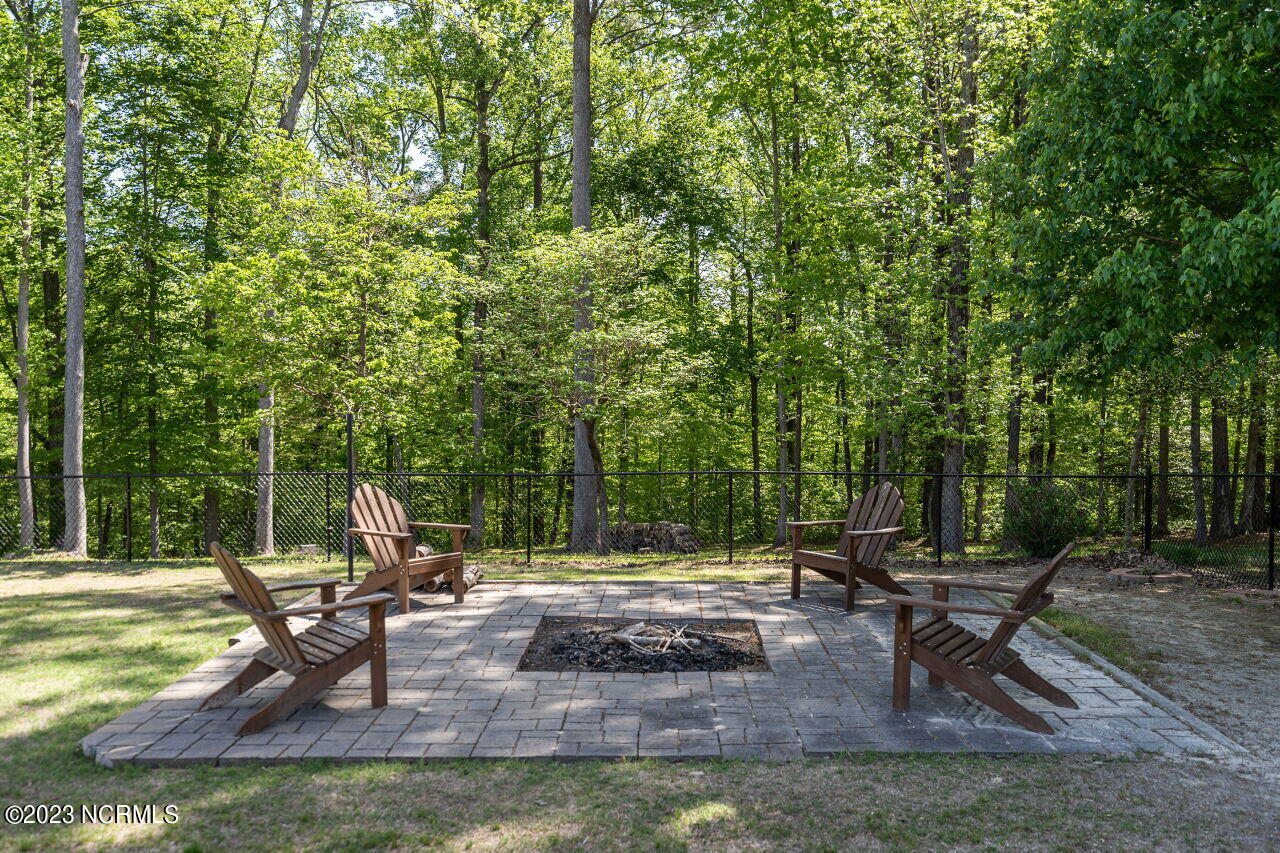 142 Scarlet Oak Property Photo 29