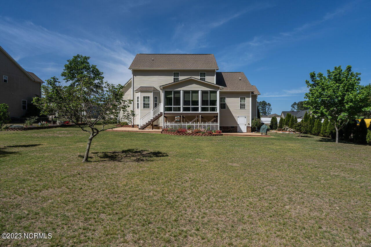 142 Scarlet Oak Property Photo 32