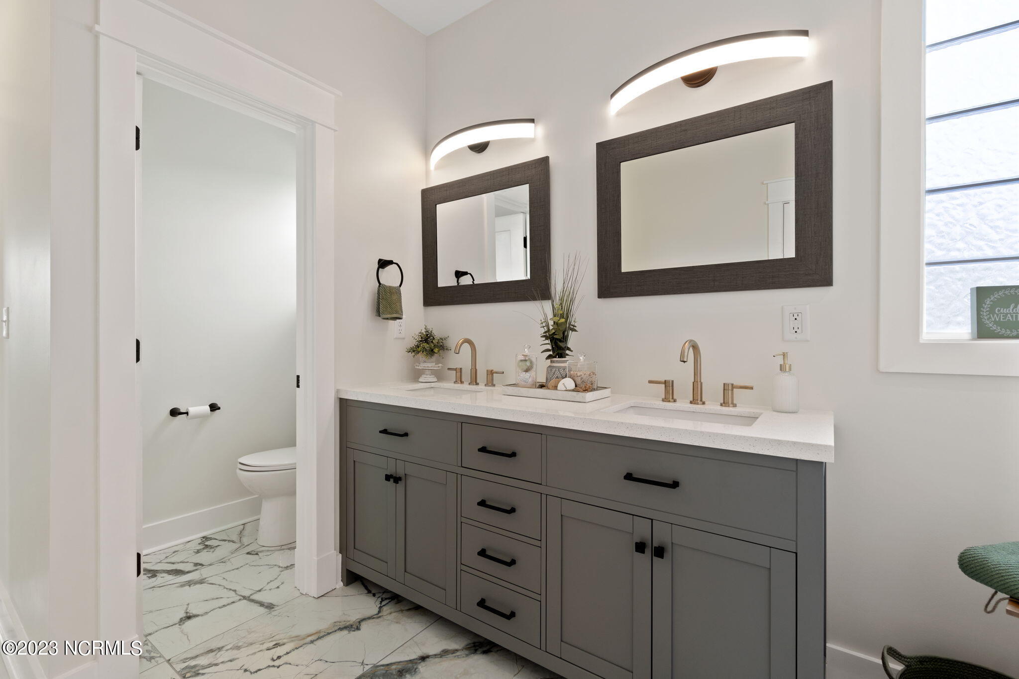 Charleston Spinnaker Street Property Photo 33