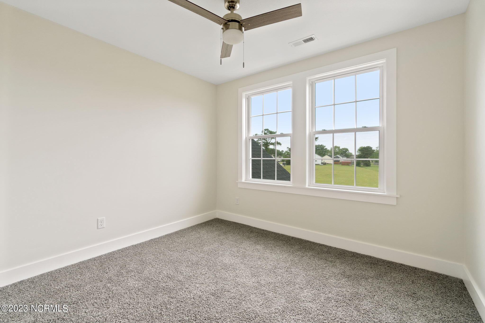 Charleston Spinnaker Street Property Photo 42