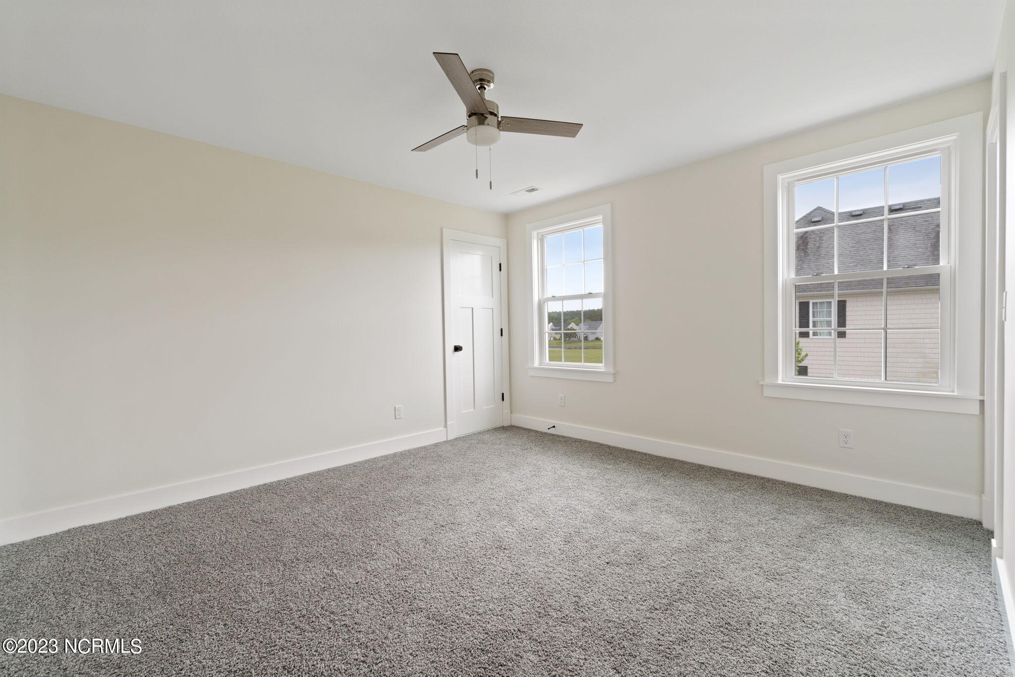 Charleston Spinnaker Street Property Photo 45