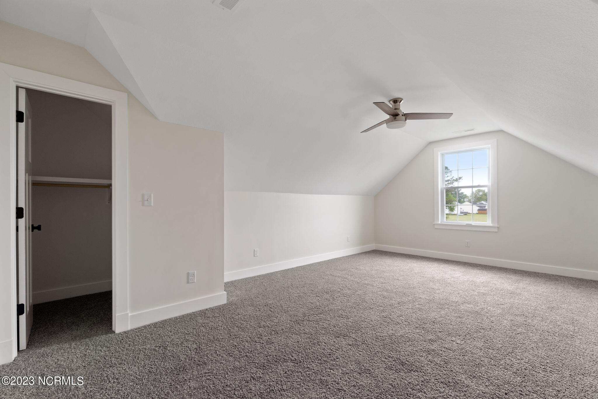 Charleston Spinnaker Street Property Photo 49