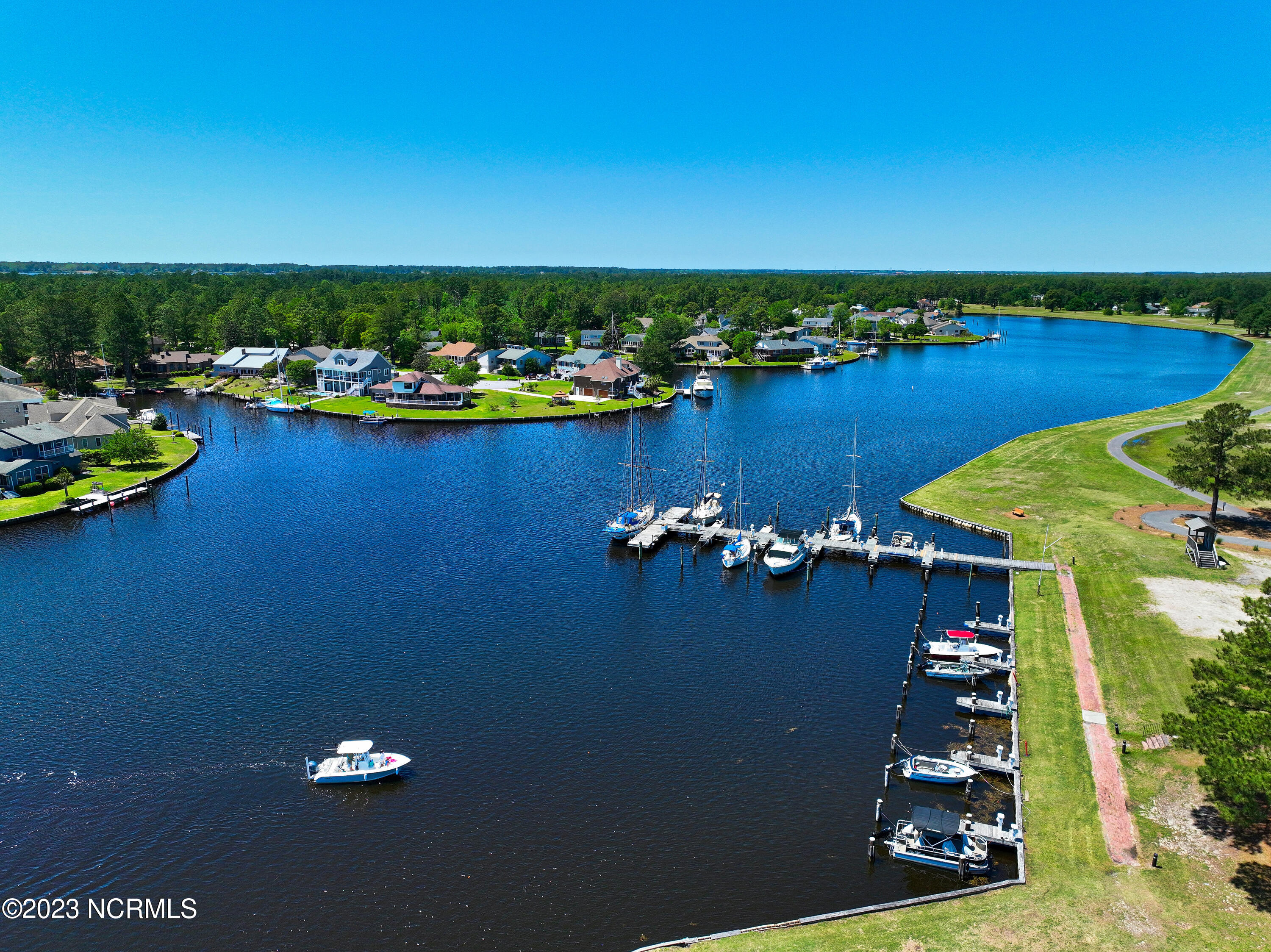 910 Bee Tree Court Property Photo 22