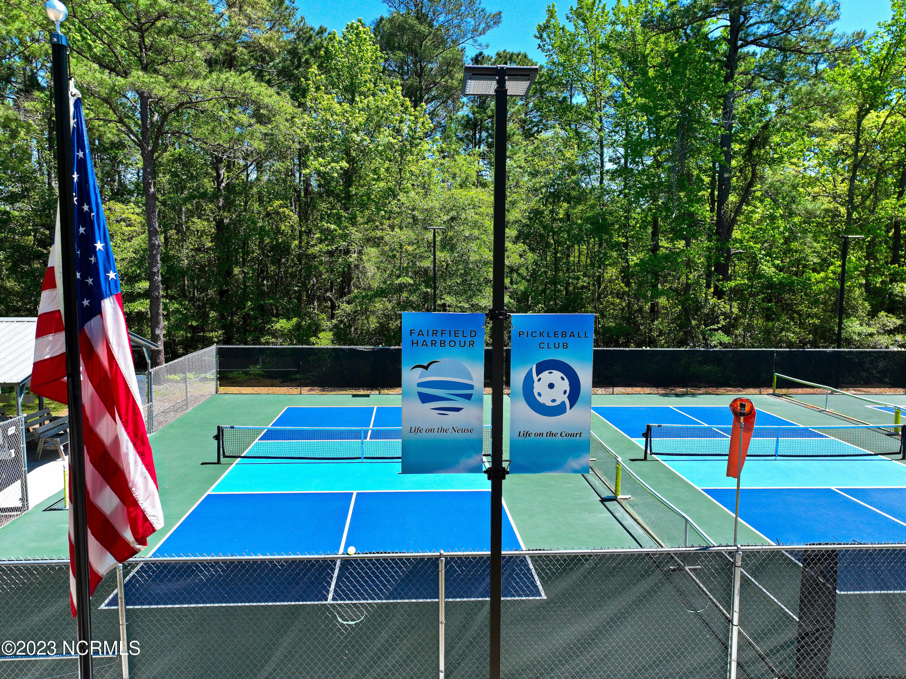 910 Bee Tree Court Property Photo 32