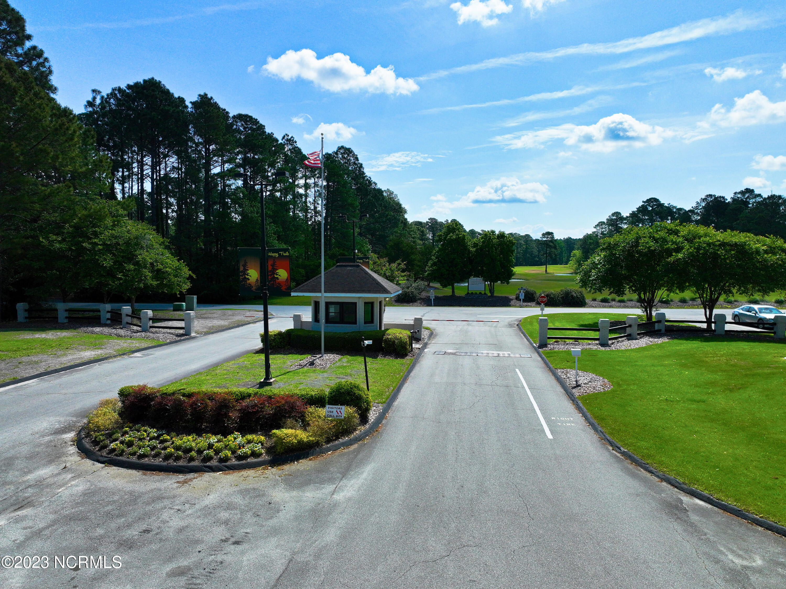 910 Bee Tree Court Property Photo 37