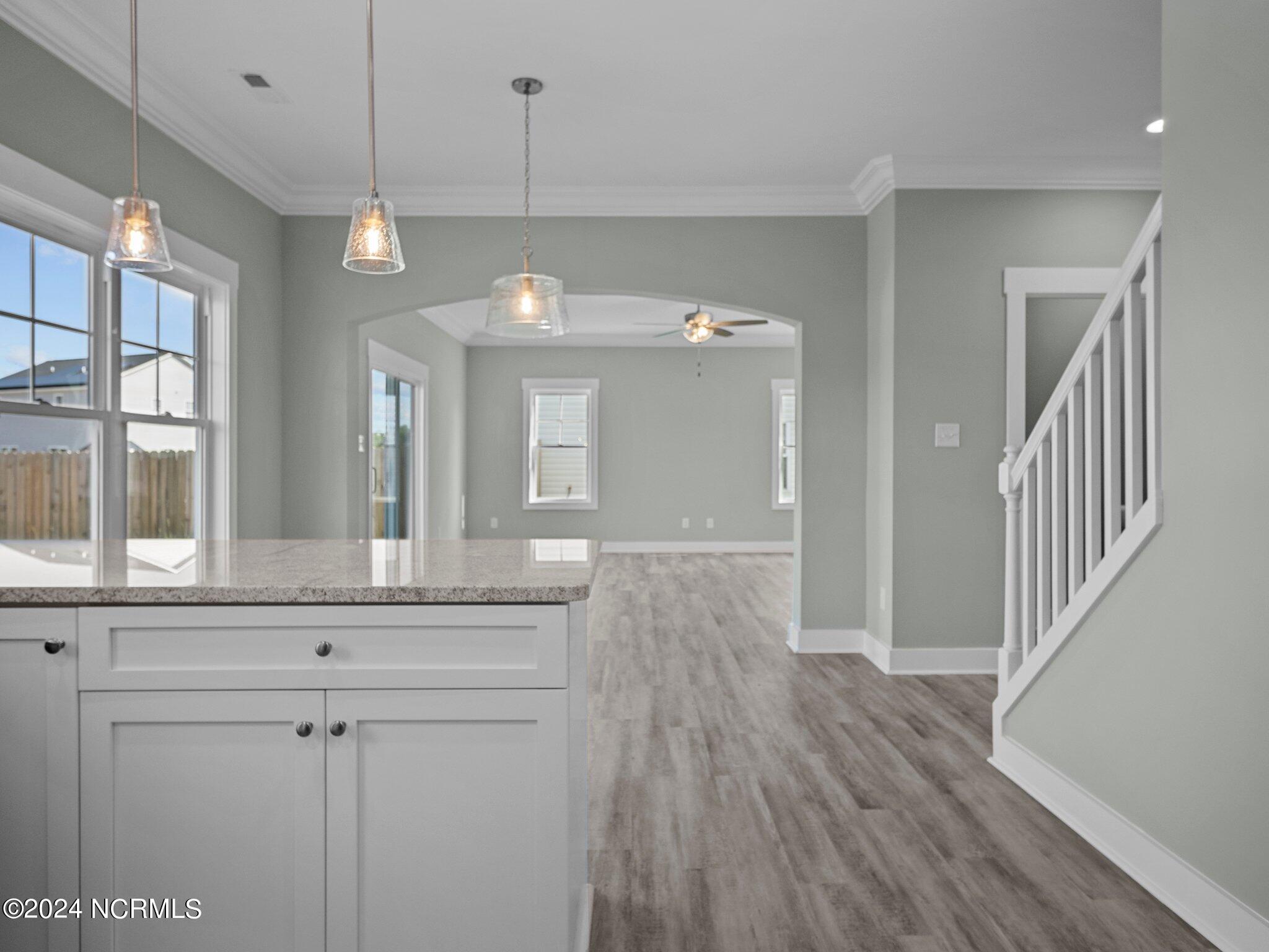 404 Bay Harbor Court Property Photo 12