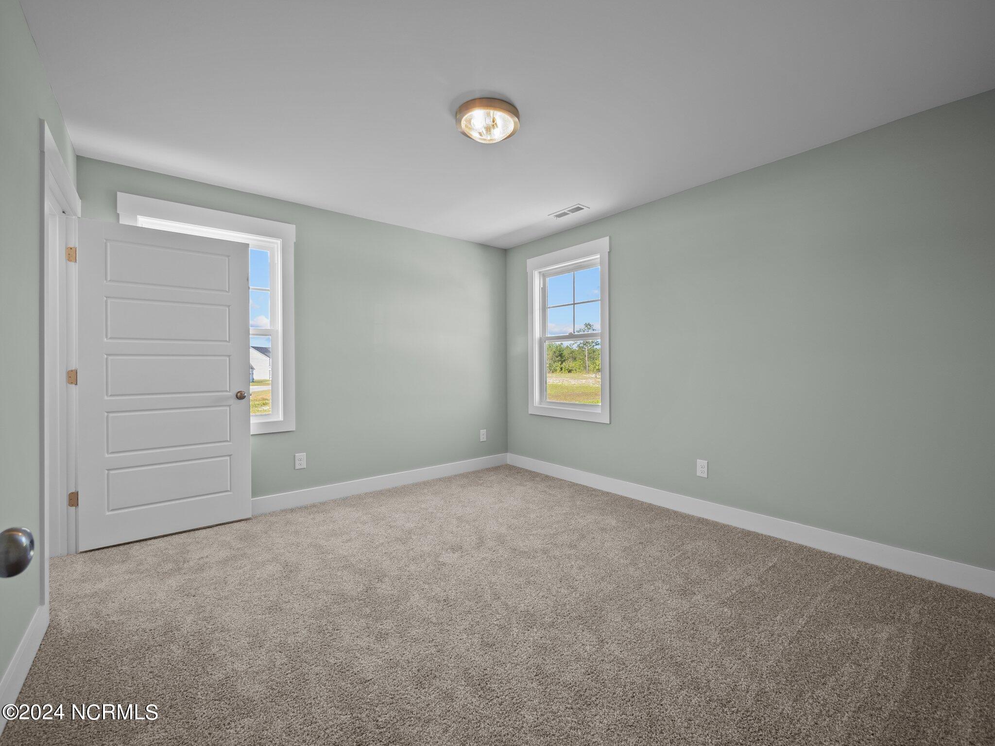 404 Bay Harbor Court Property Photo 29