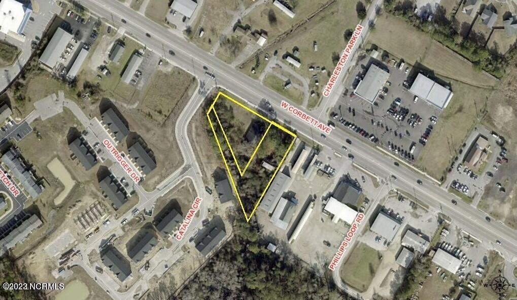 1017 W Corbett Avenue Property Photo 2
