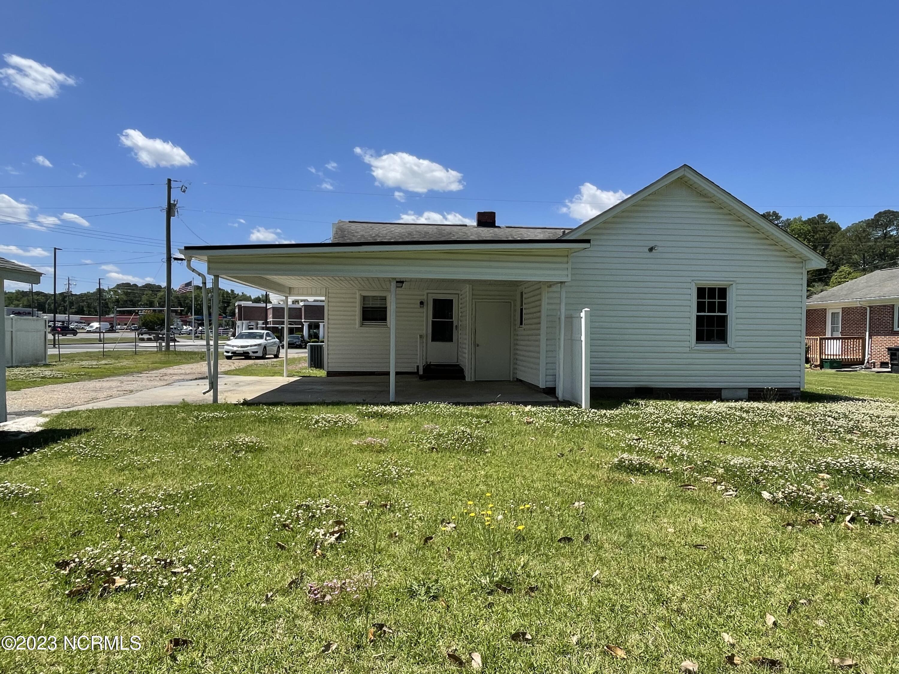 100 Shields Street Property Photo 7