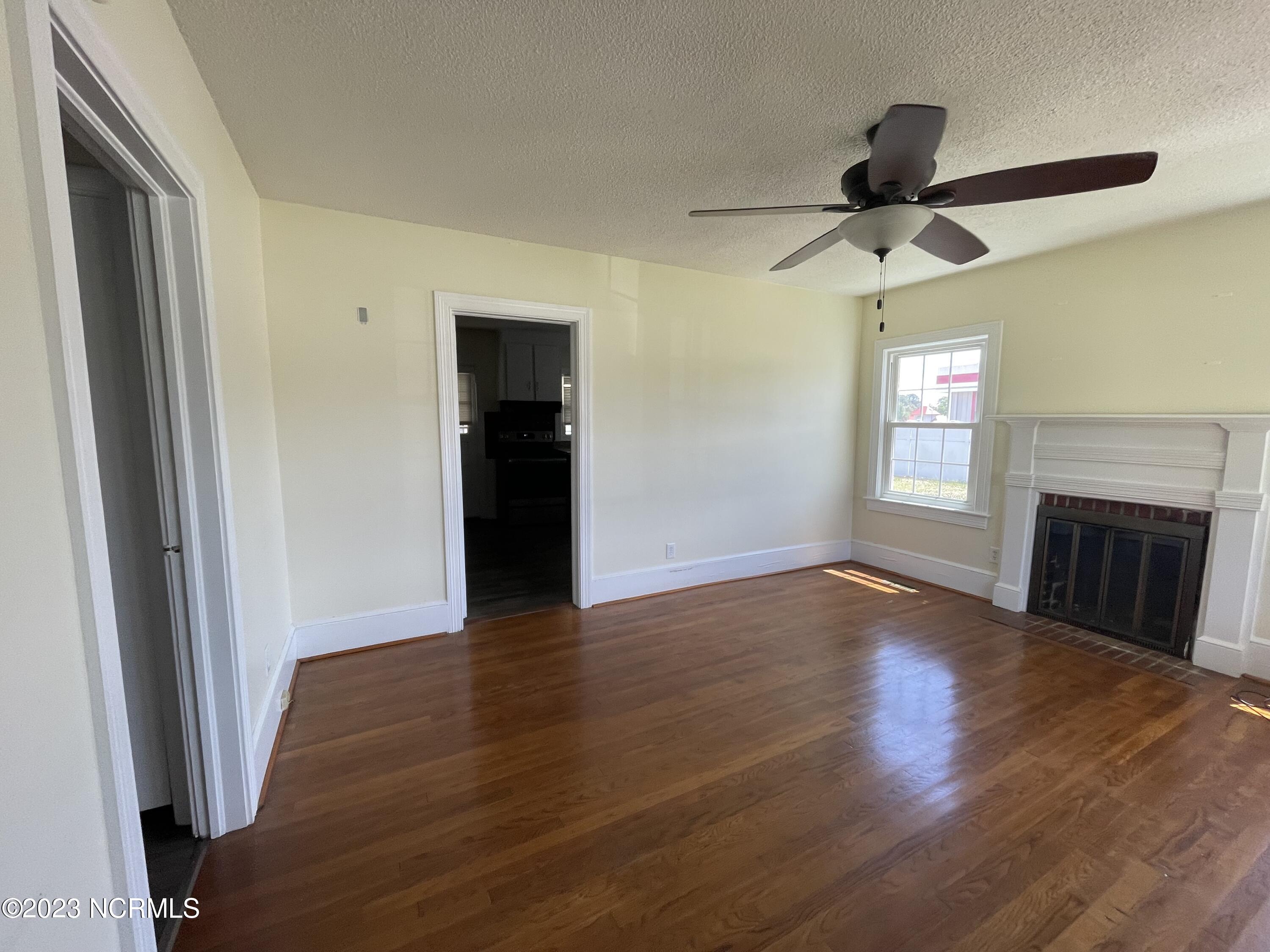 100 Shields Street Property Photo 8