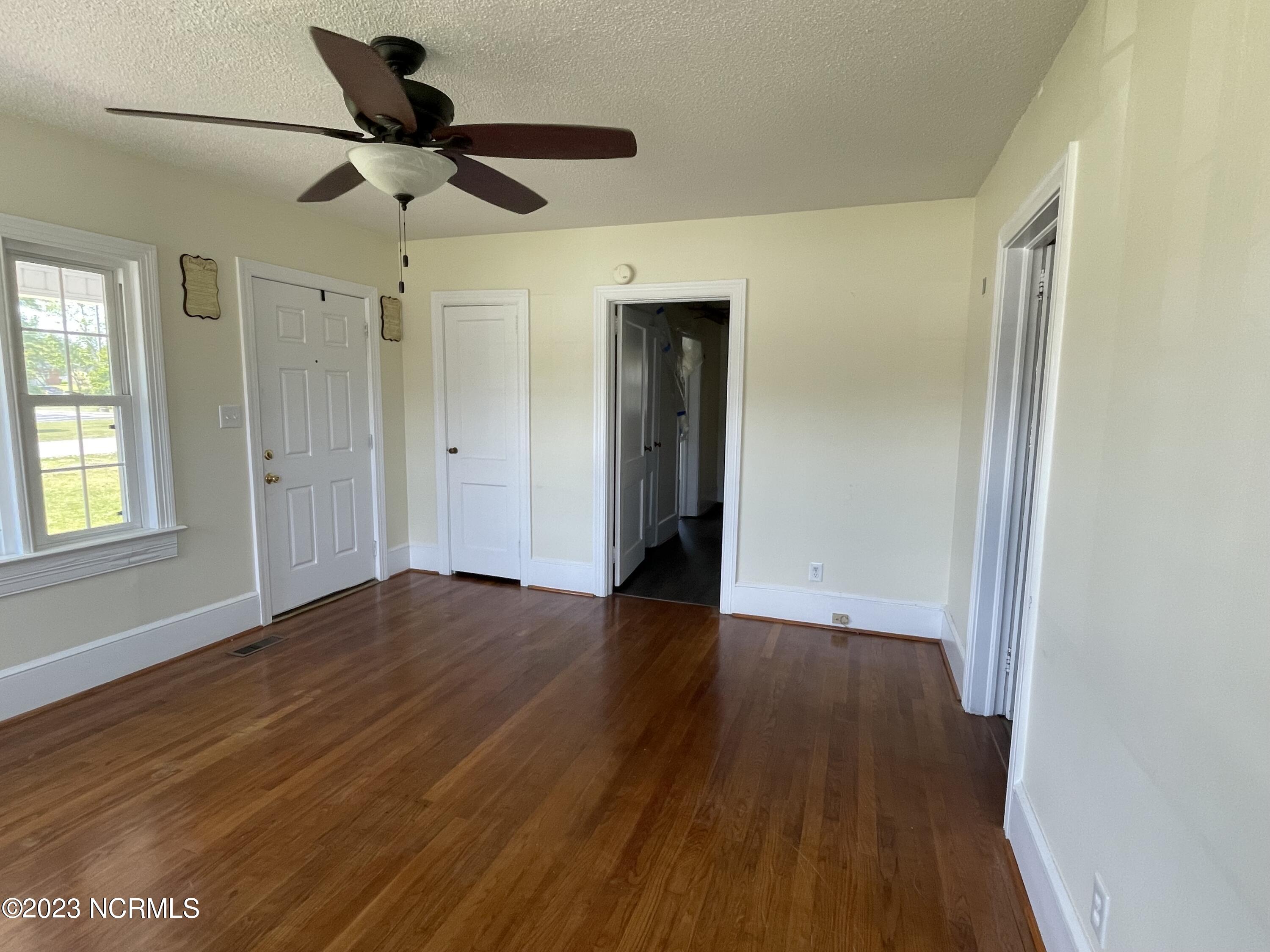 100 Shields Street Property Photo 11