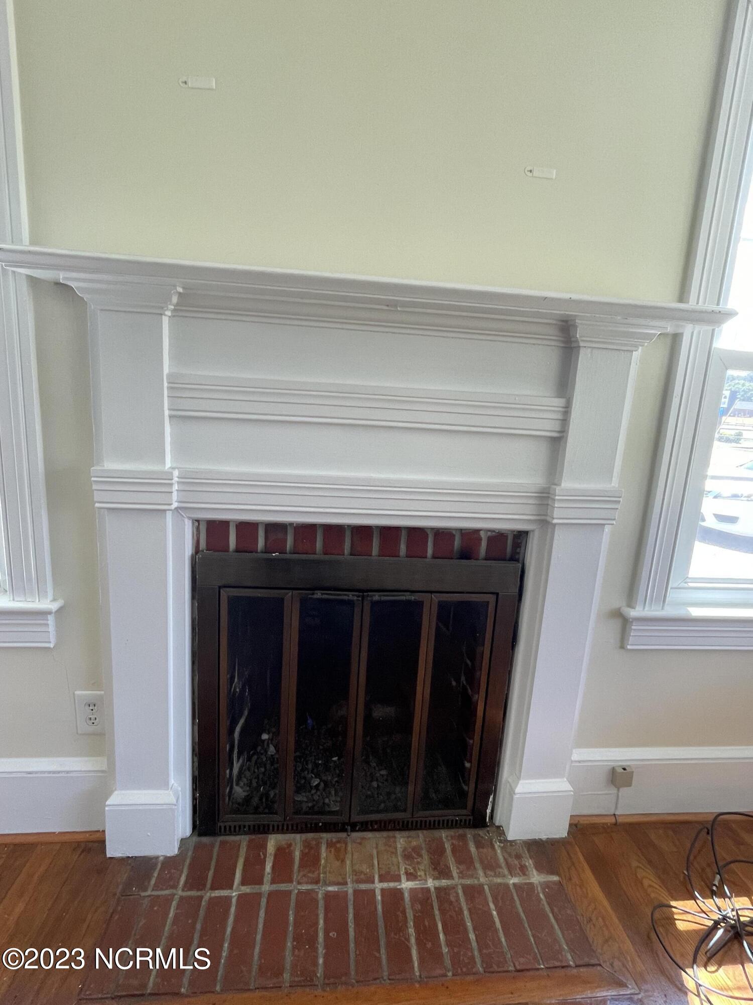 100 Shields Street Property Photo 12
