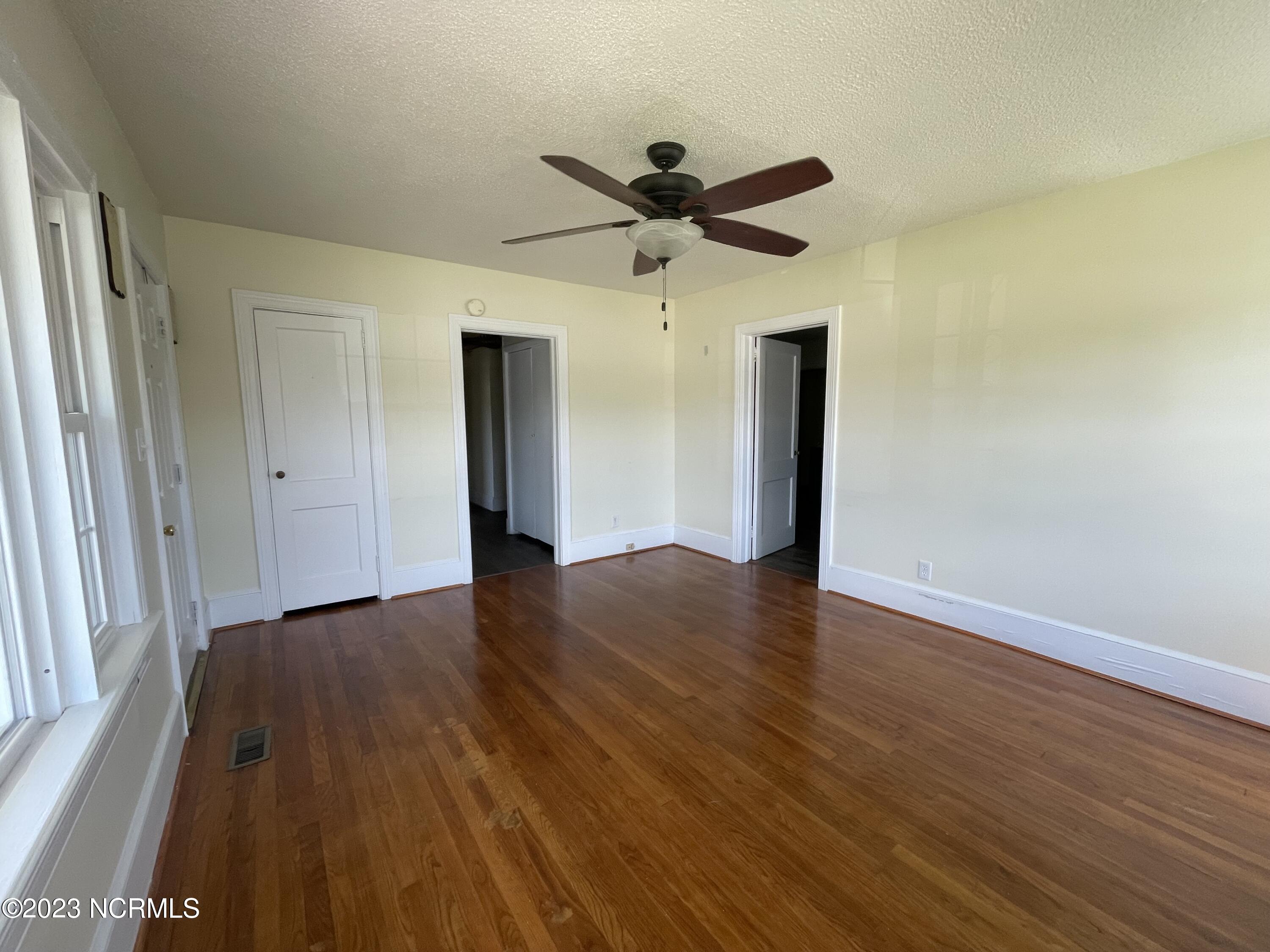 100 Shields Street Property Photo 13