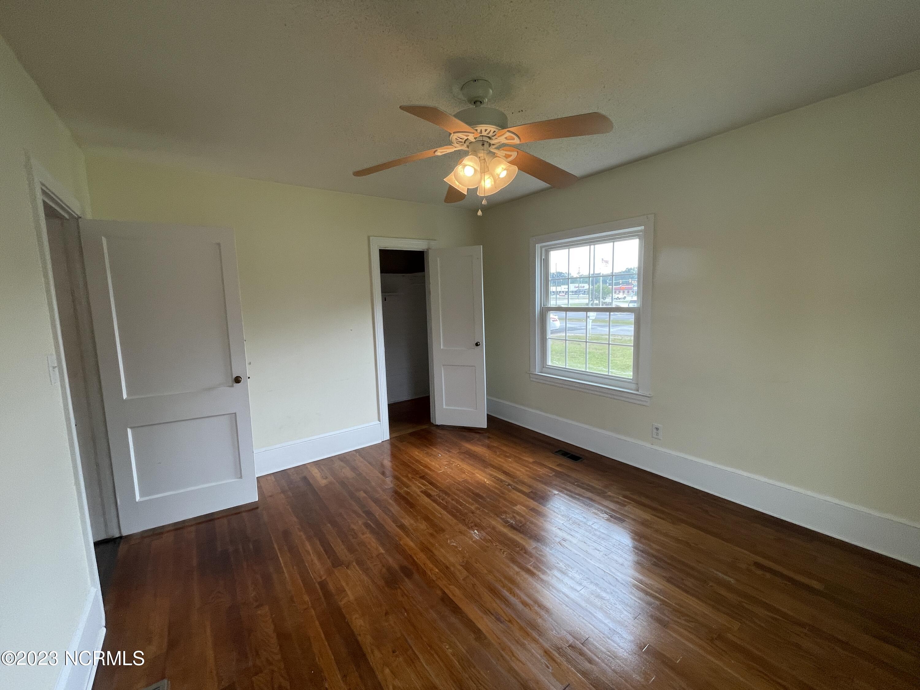 100 Shields Street Property Photo 27