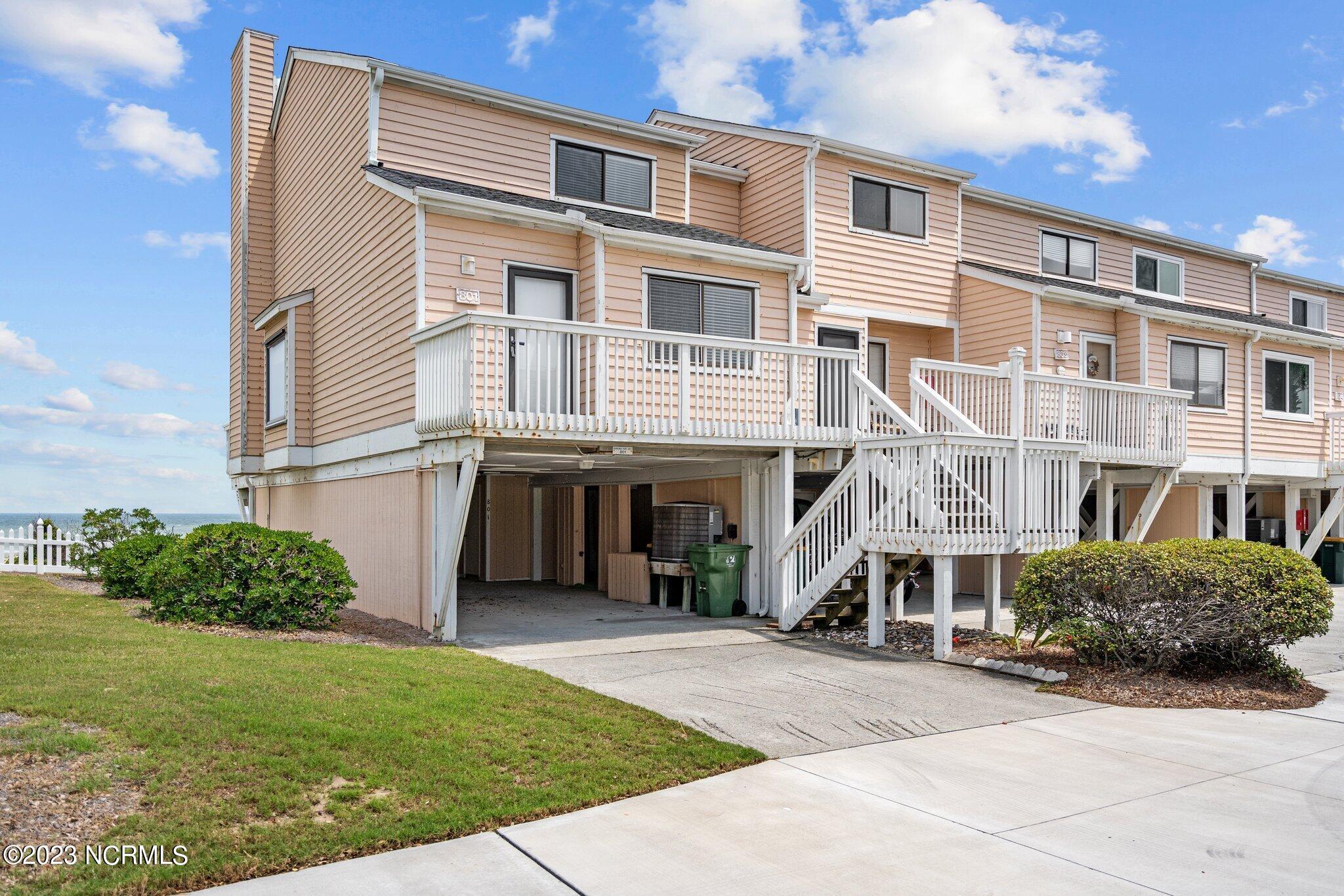 801 Pelican Court 801 Property Photo 1