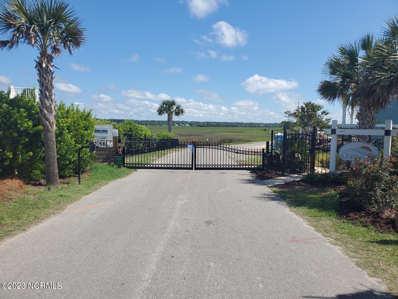 1532 93 Riverside Drive Property Photo 18