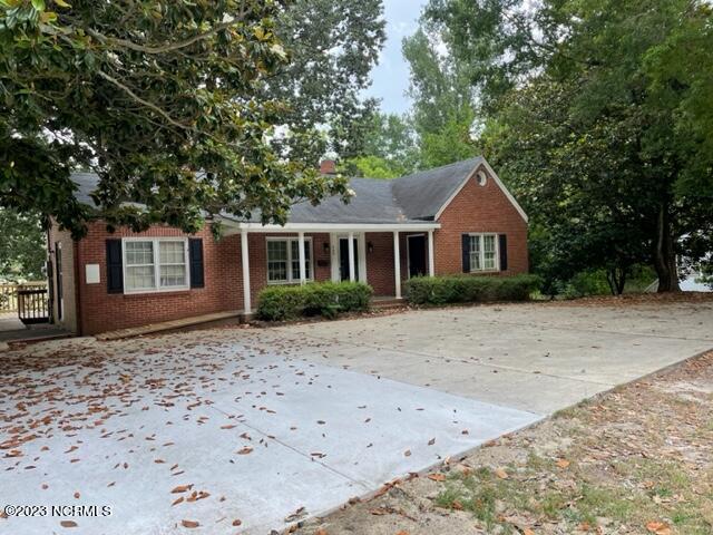 928 N Main Street Property Photo