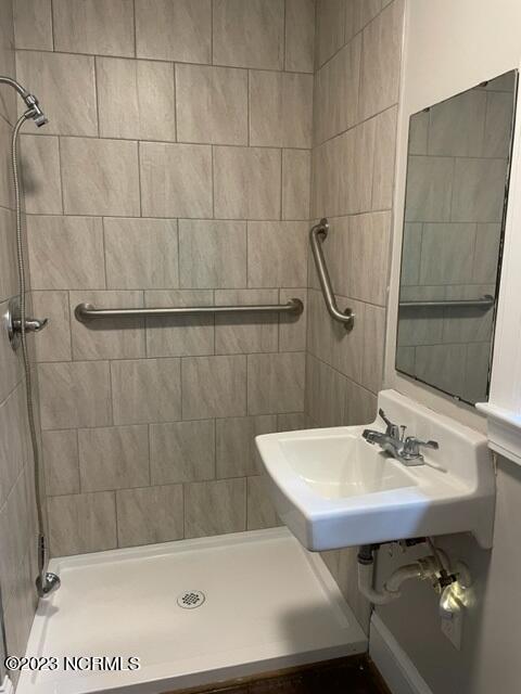 928 N Main Street Property Photo 6