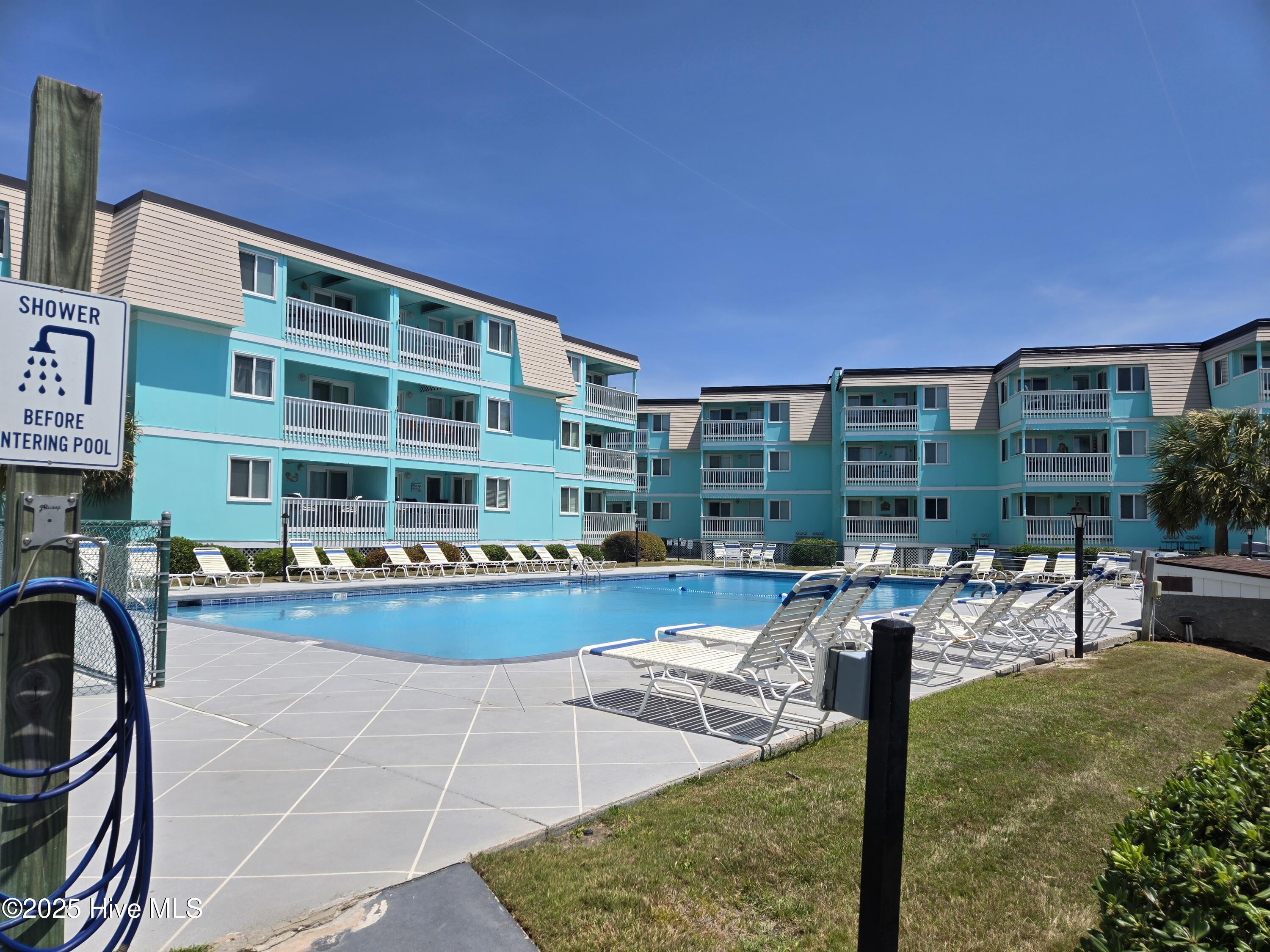 301 Commerce Way E 104 Property Photo 2
