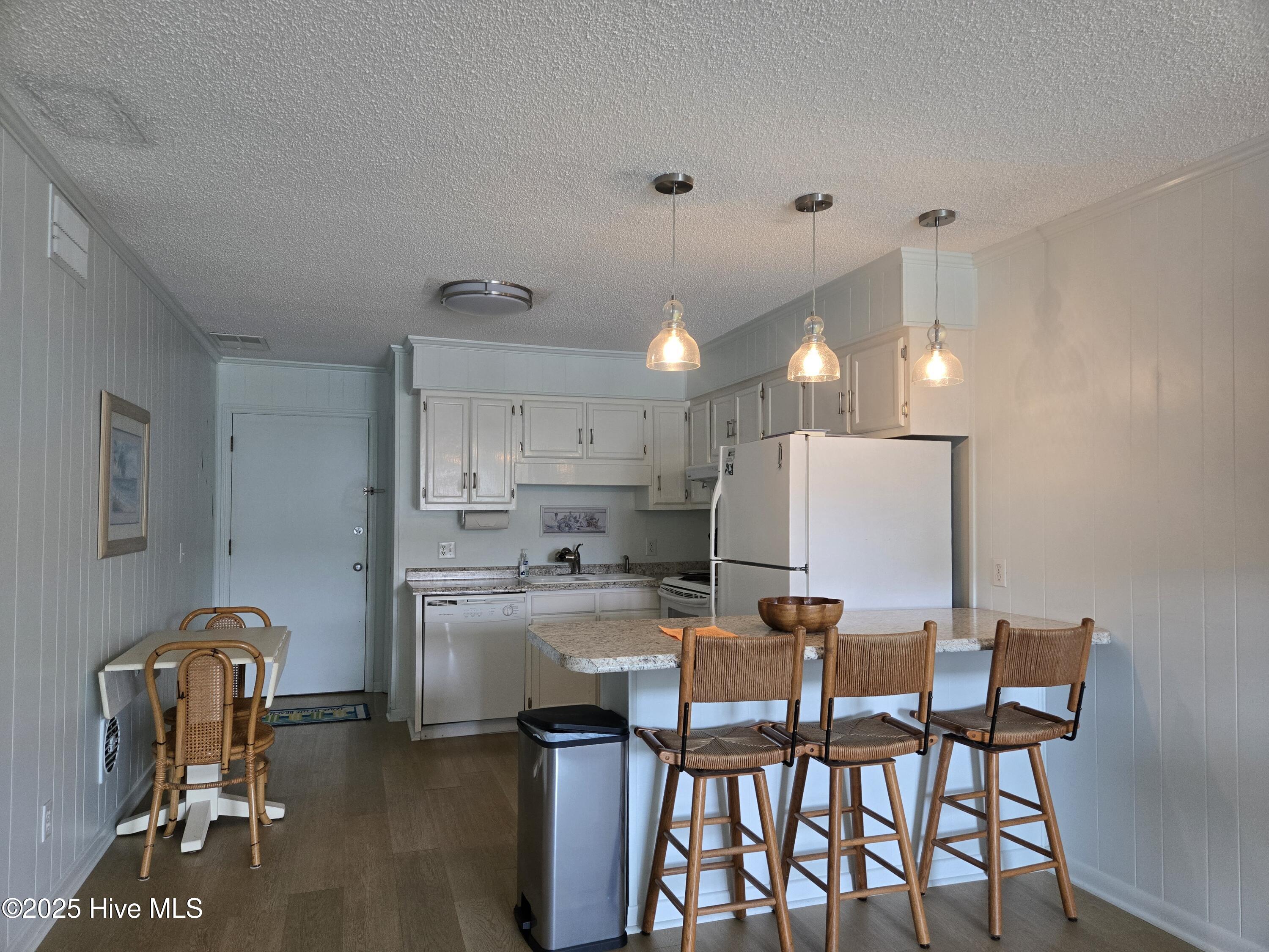 301 Commerce Way E 104 Property Photo 7