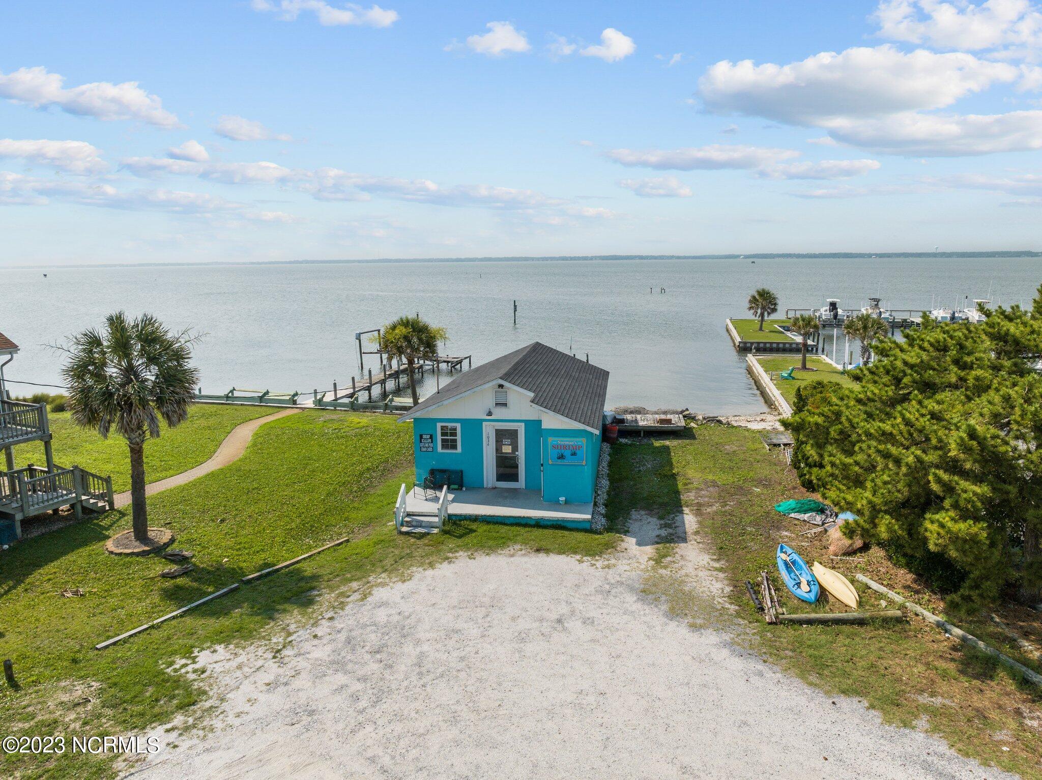 1024 Salter Path Road Property Photo 7