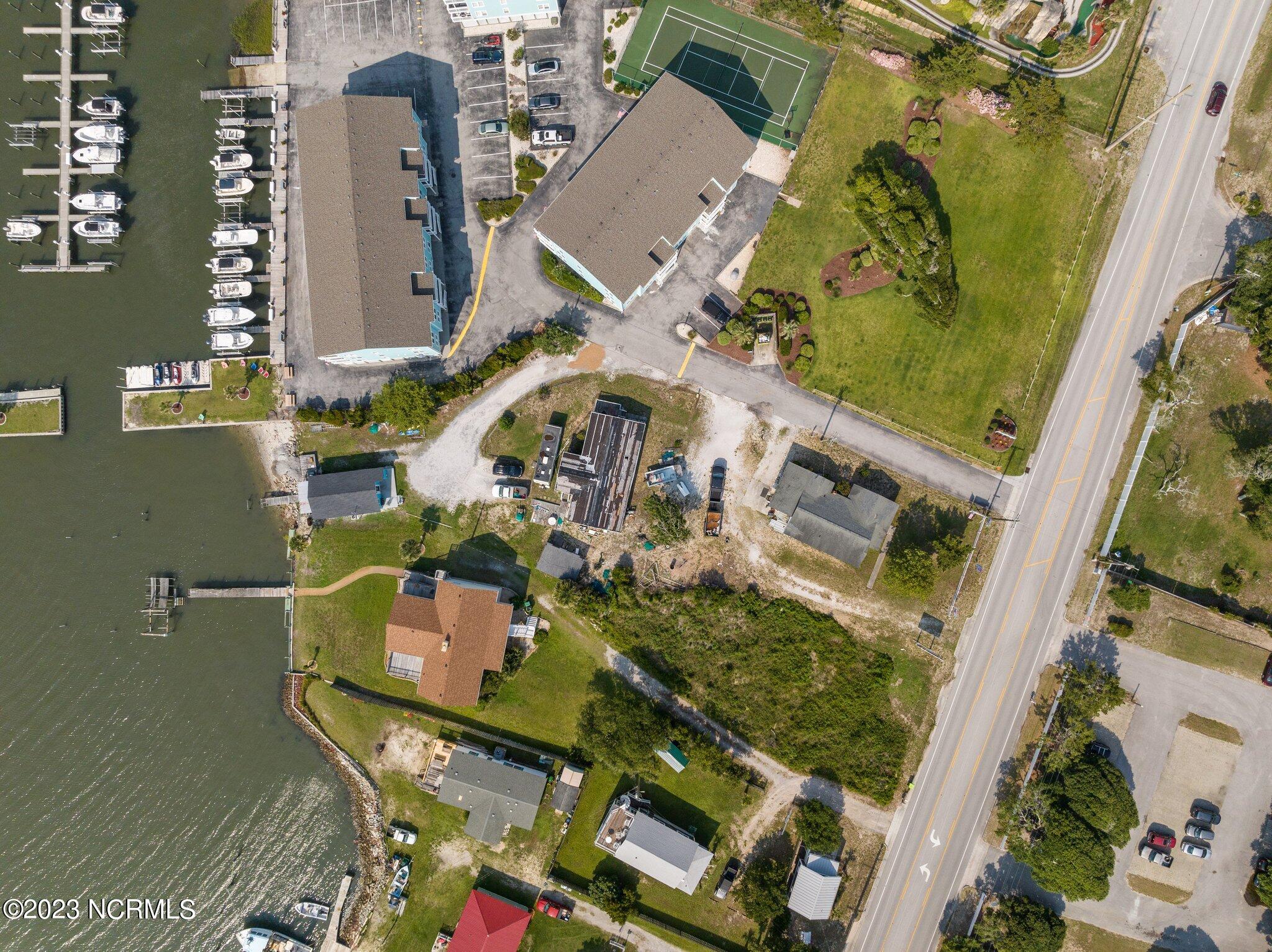 1024 Salter Path Road Property Photo 15