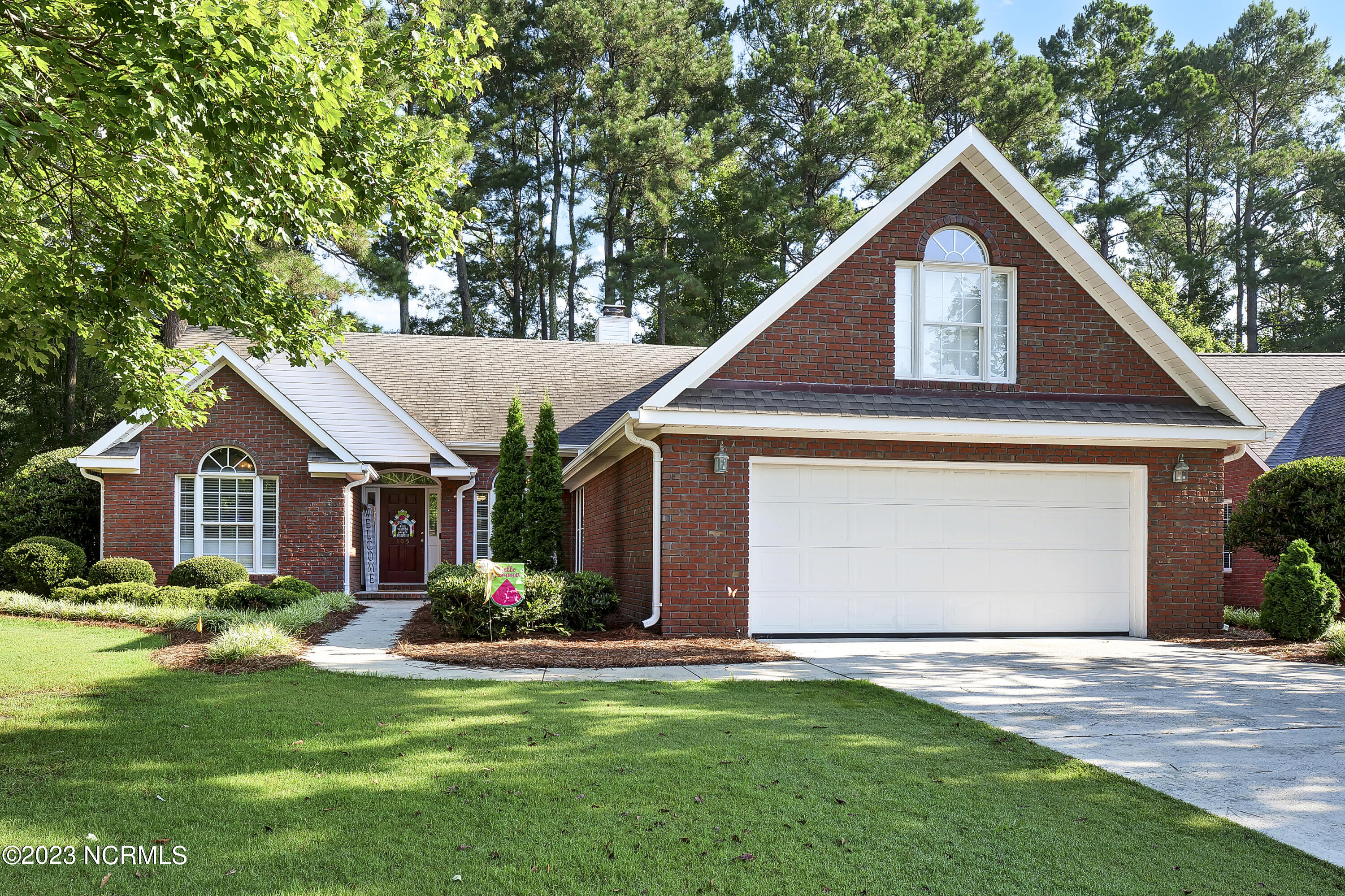 105 Candlewood Drive Property Photo 1