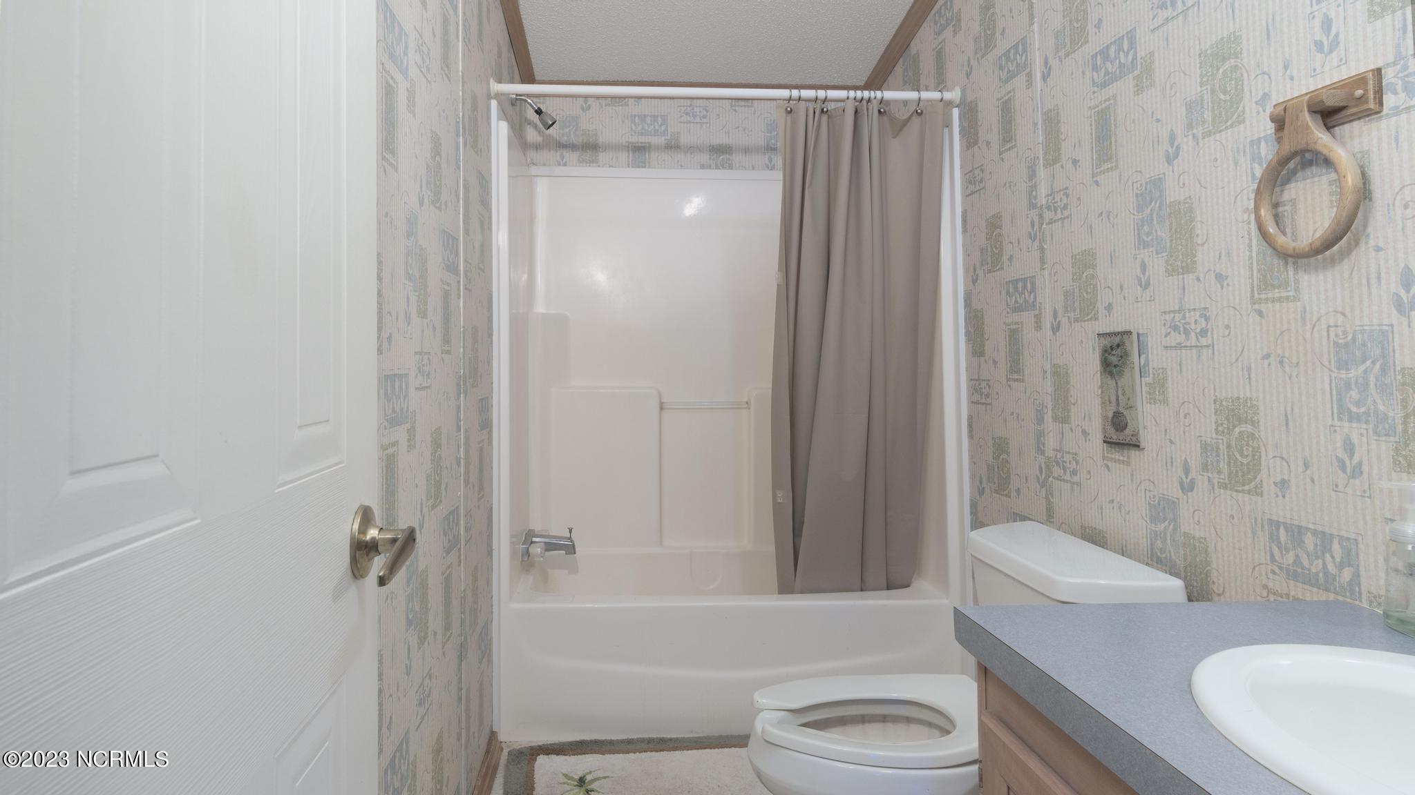472 Eaton Ferry Road Property Photo 6