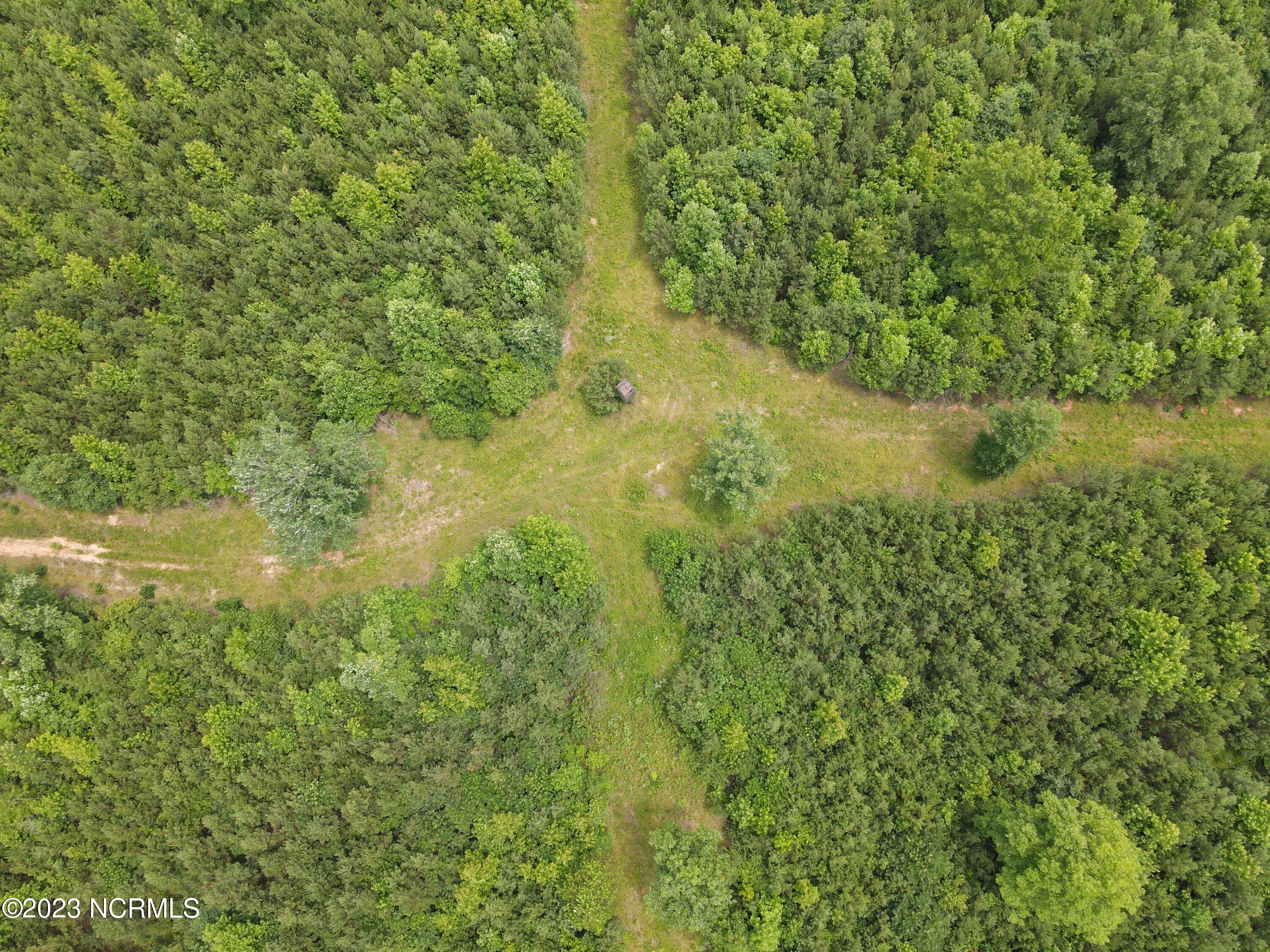 472 Eaton Ferry Road Property Photo 68