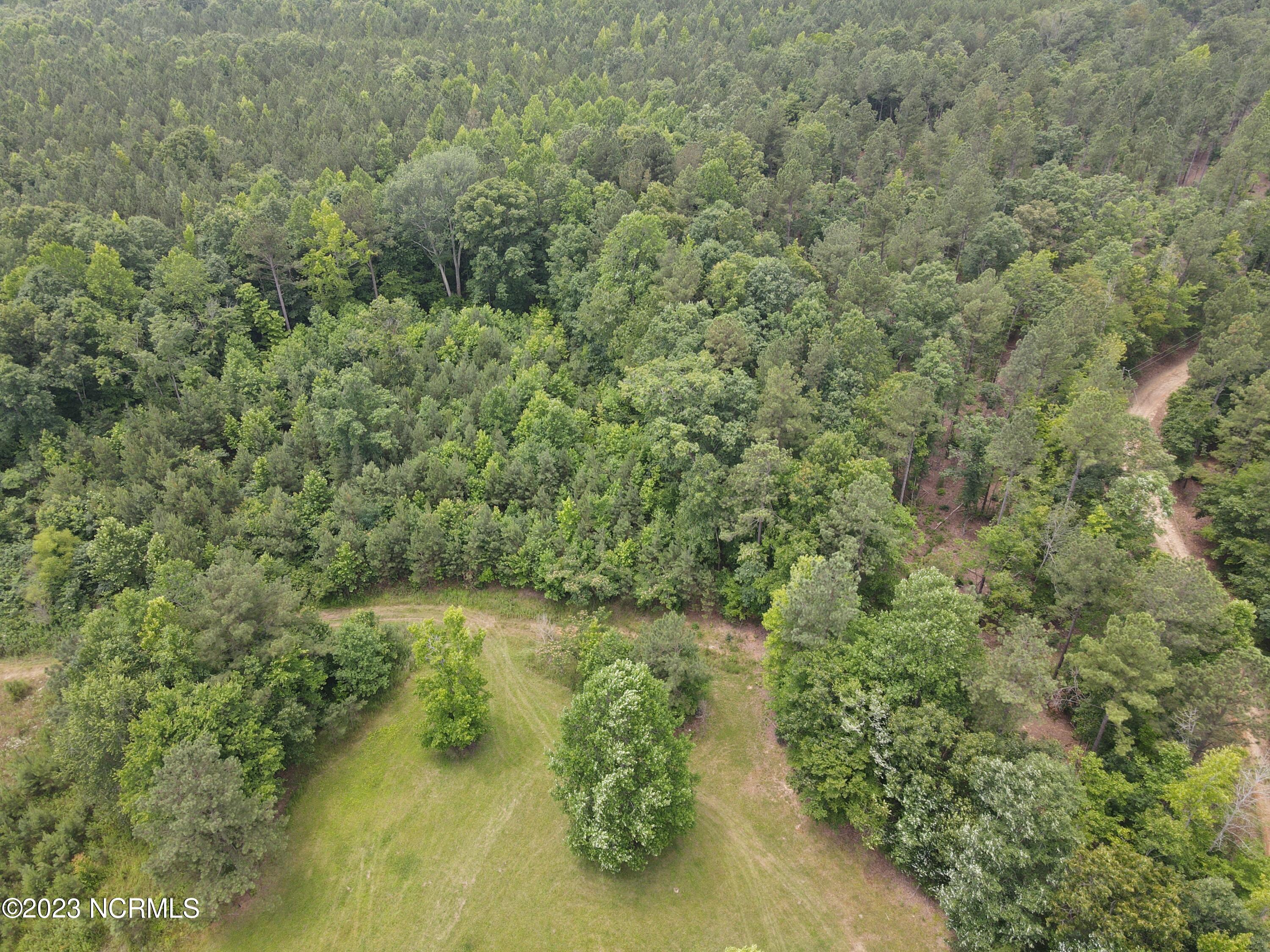 472 Eaton Ferry Road Property Photo 80
