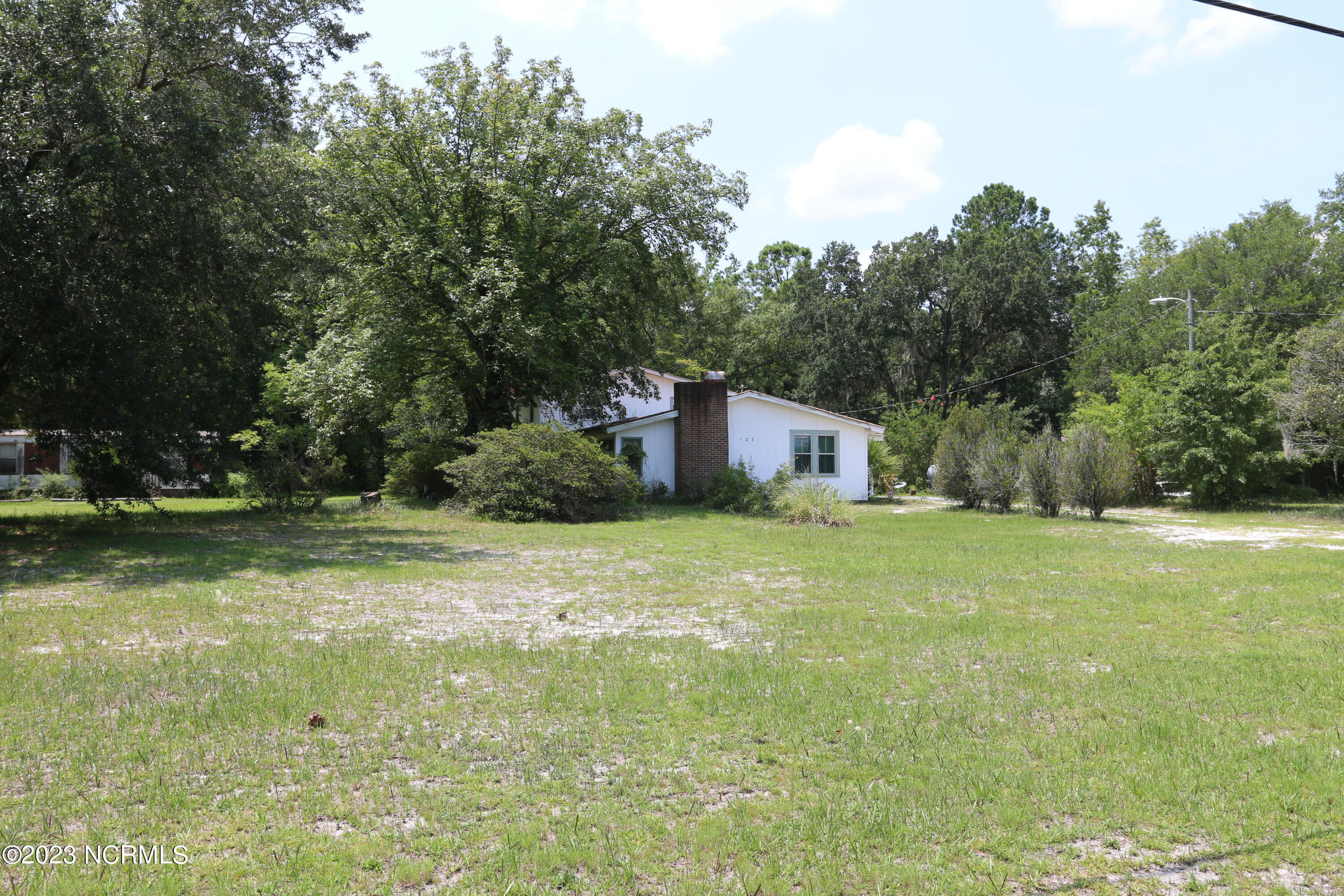 127 Old Fayetteville Road Property Photo 4